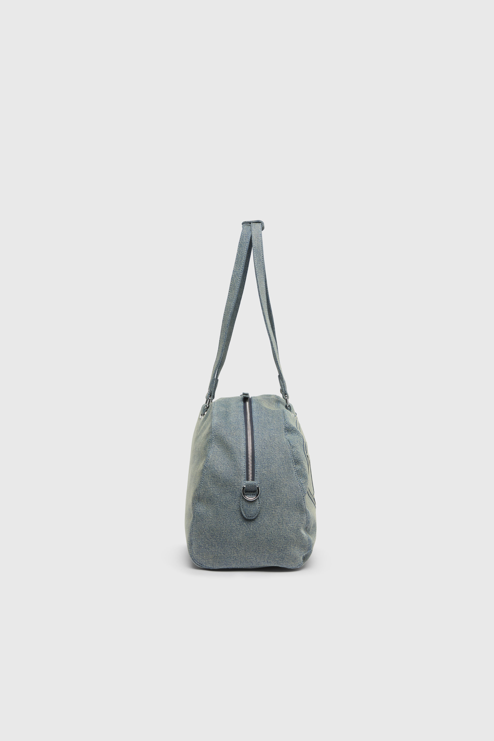 Diesel - 1DR DOME SOFT DUFFLE XL, 1DR Dome-Sac polochon en denim avec logo Oval D Mixte in Bleu - 5