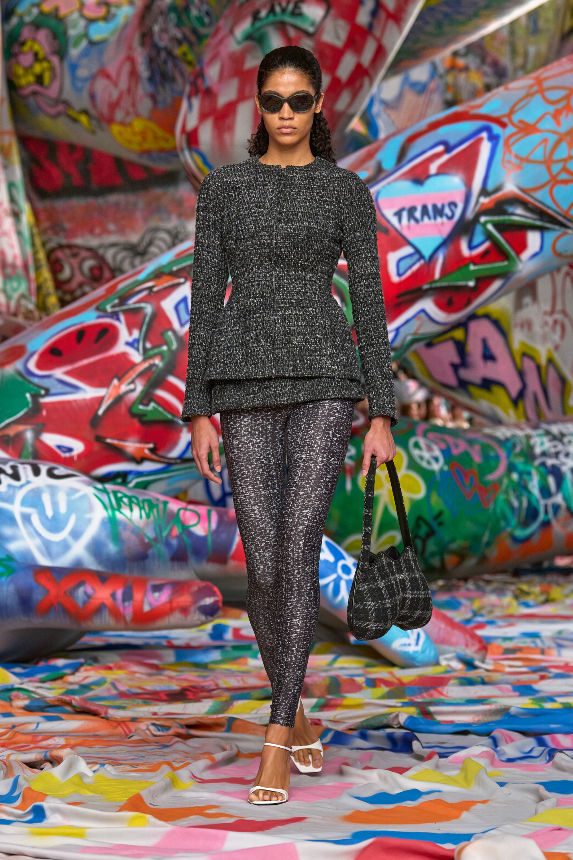 Diesel - P-HOUR, Jupe bouclée avec leggings Femme in Noir - 3