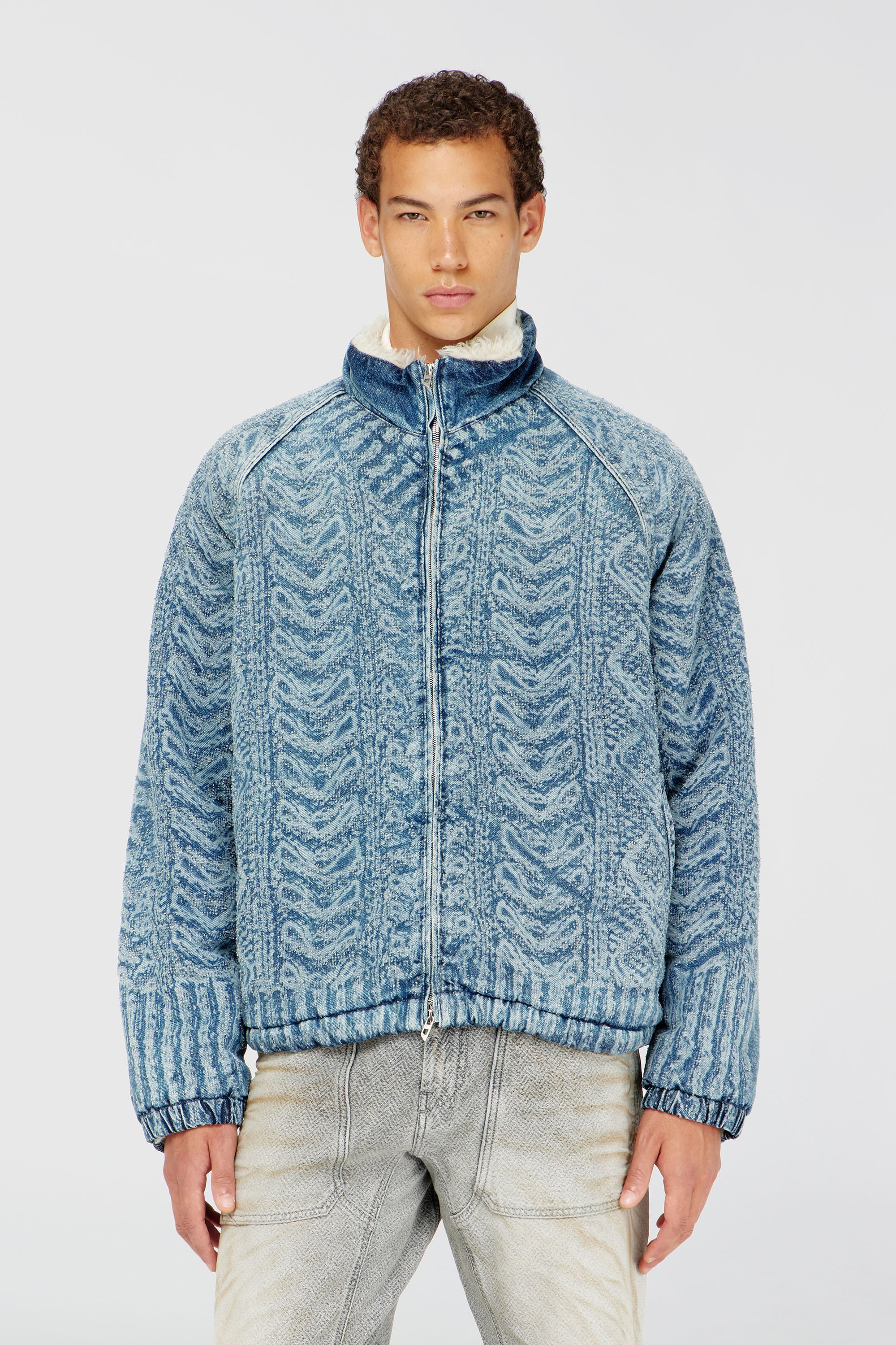 Diesel - D-KRAPS-S, Veste en denim effet maille torsad&eacute;e Homme in Bleu - 1