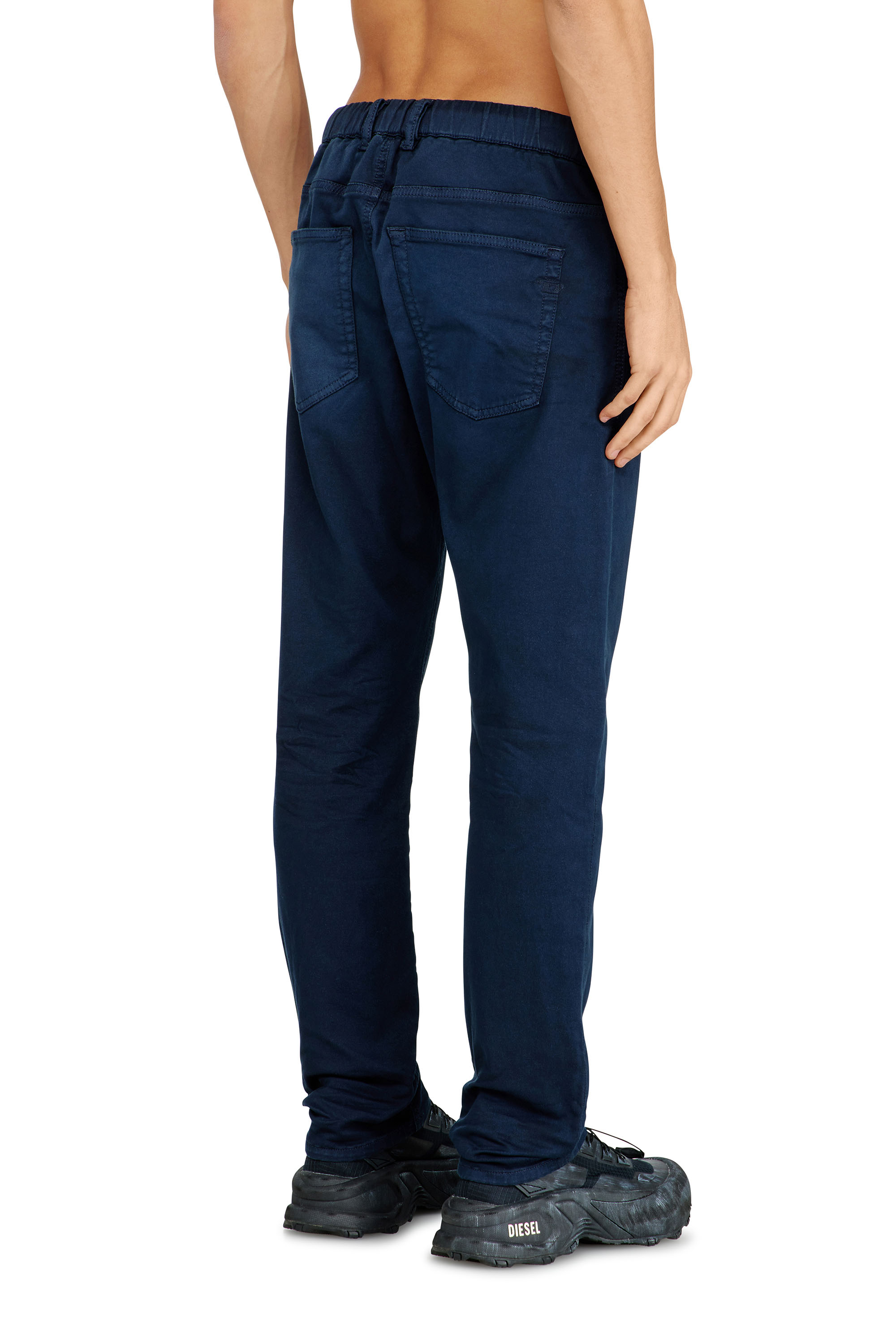 Diesel - Regular 2032 D-Krooley-BW Joggjeans&reg; 0670M Homme, Bleu Fonc&eacute; - Image 4