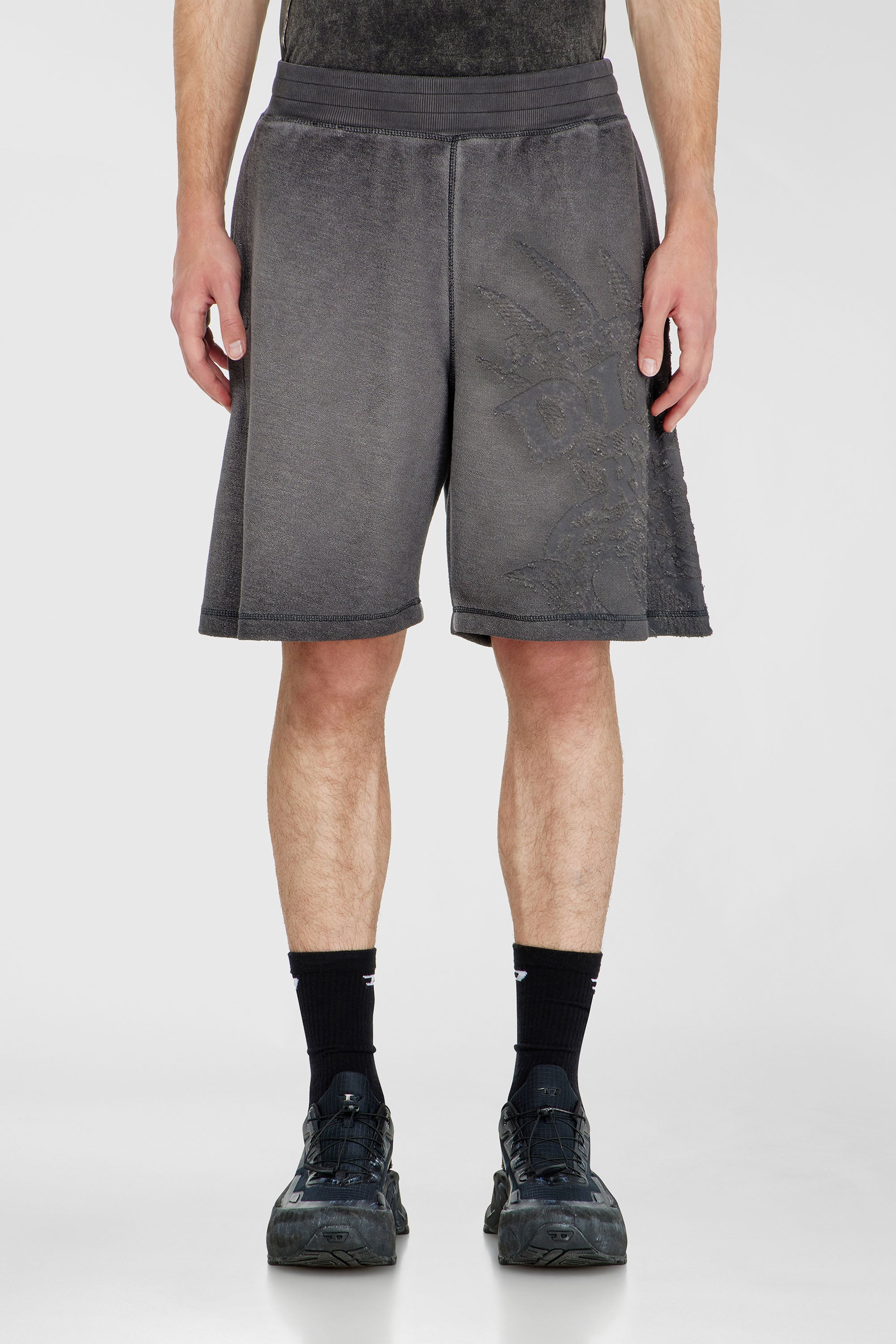 Diesel - P-RAWCROW, Short pants avec motifs d&eacute;vor&eacute; Homme in Gris - 1