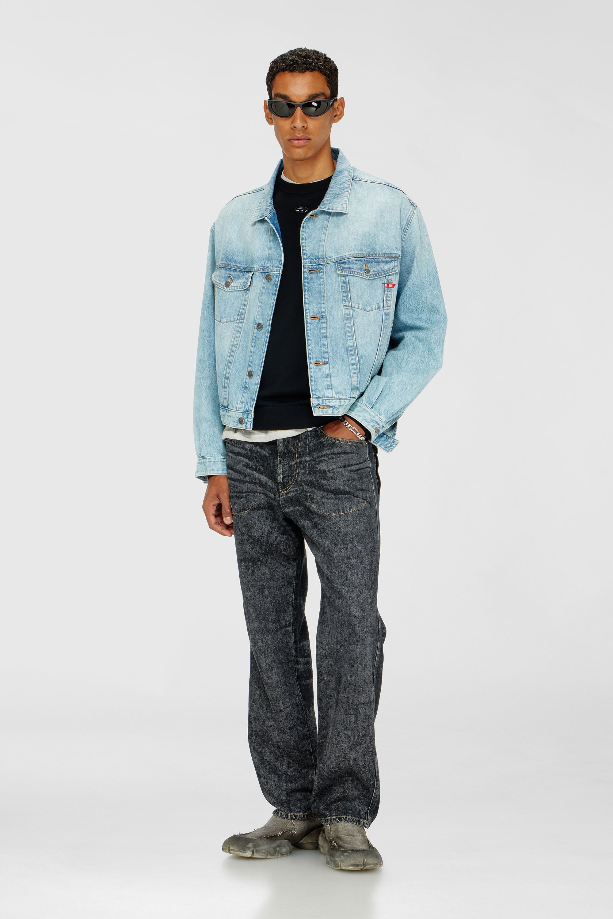 Diesel - K-VALIAM, Pull en laine avec logo cut-out Homme in Noir - 2