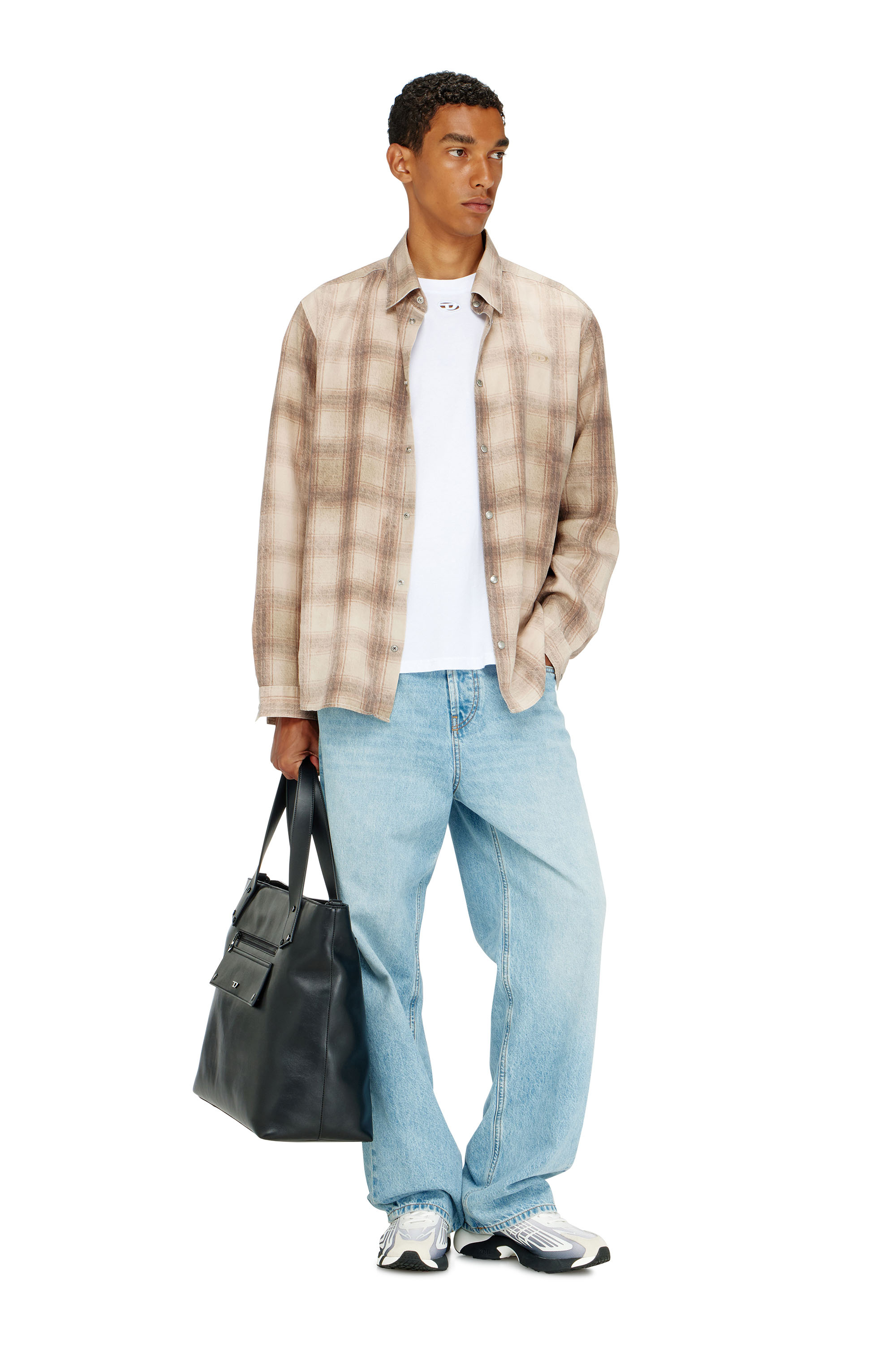 Diesel - T-BOXT-DCO, T-shirt en coton d&eacute;contract&eacute;e avec broderie Oval D Homme in Blanc - 1