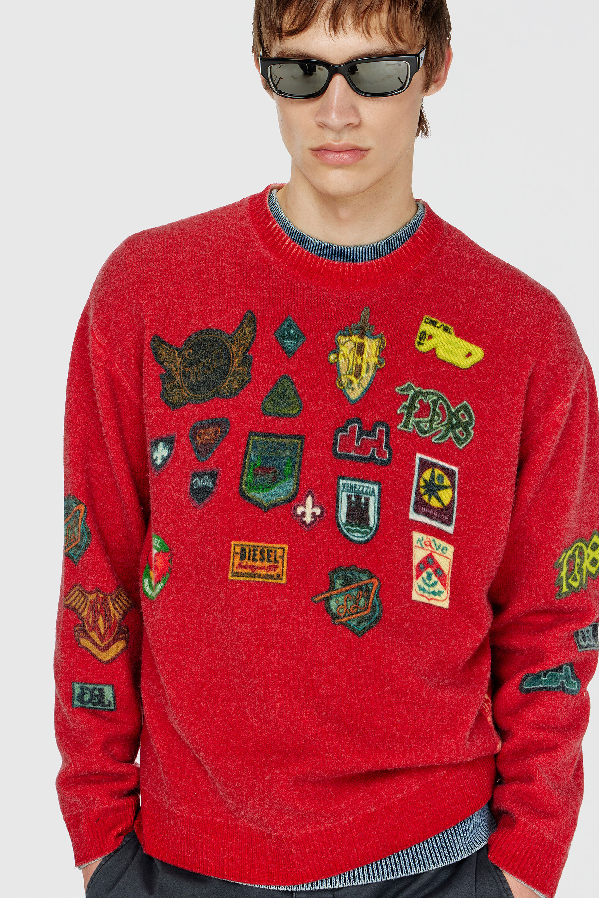 Diesel - K-PATCY, Pull en laine avec patchs imprim&eacute;s Homme in Rouge - 6
