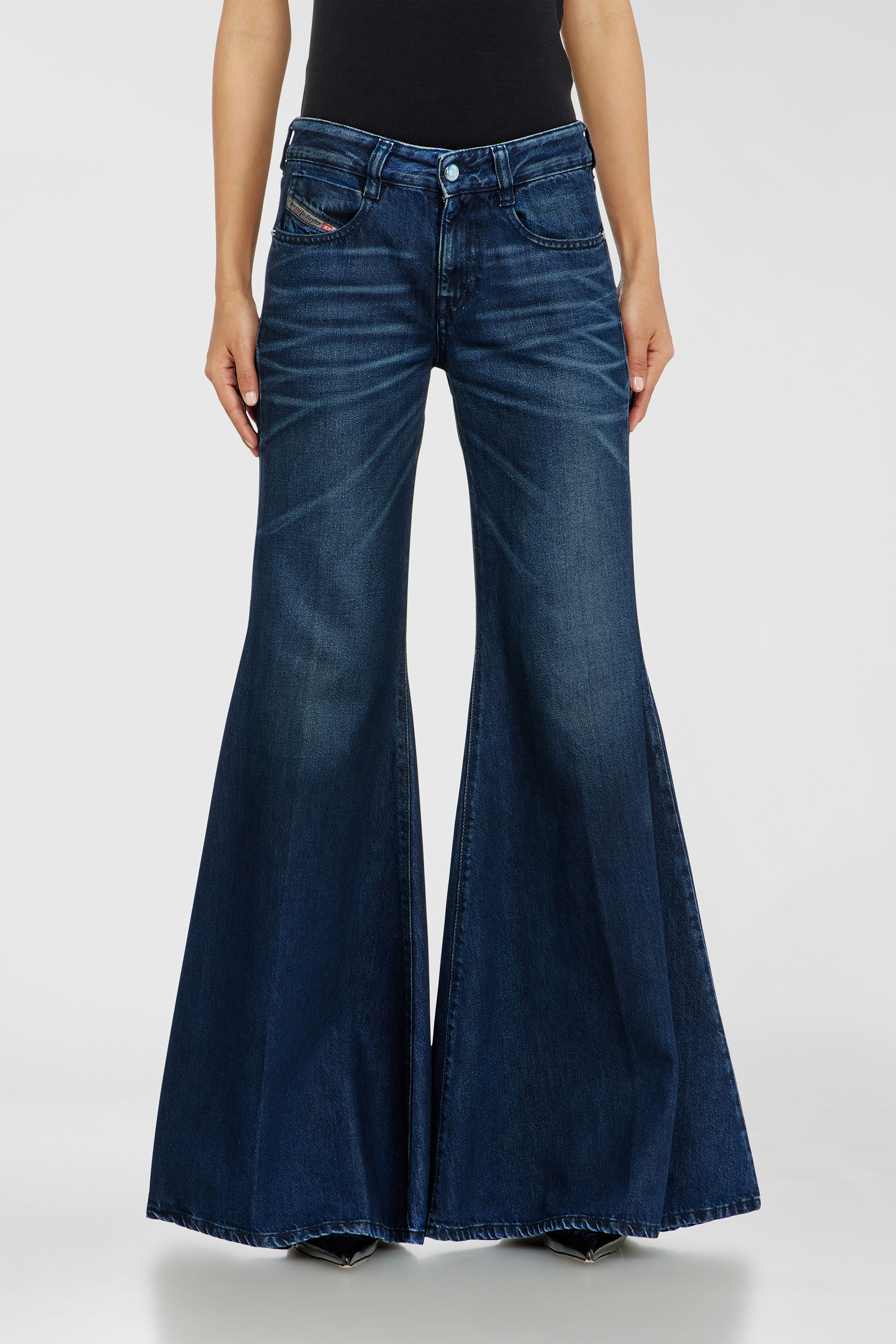 Diesel - Flare Jeans 1970 D-Bleess 09N21 Femme, Bleu Fonc&eacute; - Image 4
