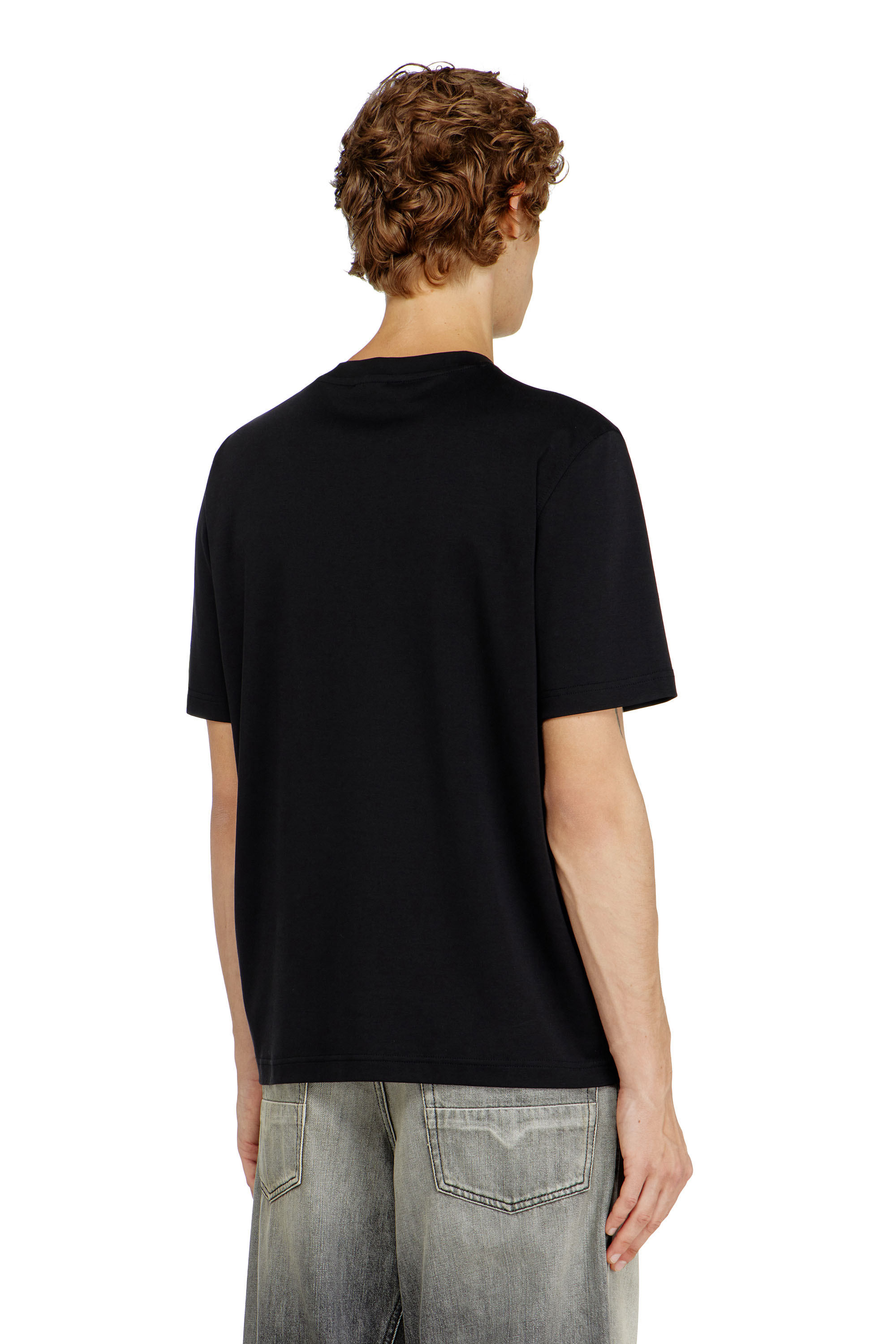 Diesel - T-ADJUST-MET, T-shirt en coton avec petit logo sur la poitrine Homme in Noir - 4