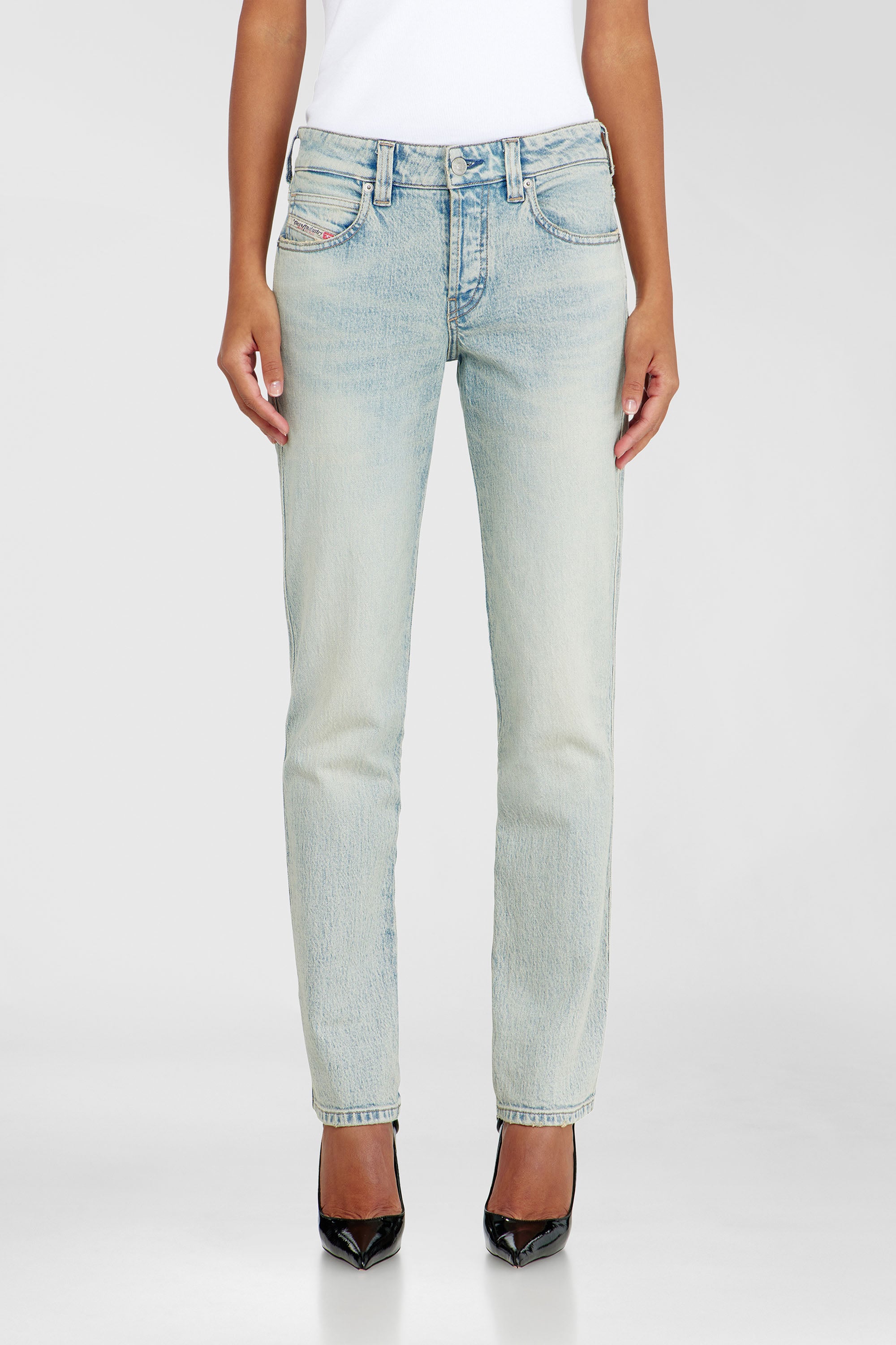Diesel - Slim Jeans 1992 D-Jiann 0KBBK Femme, Bleu Clair - Image 1