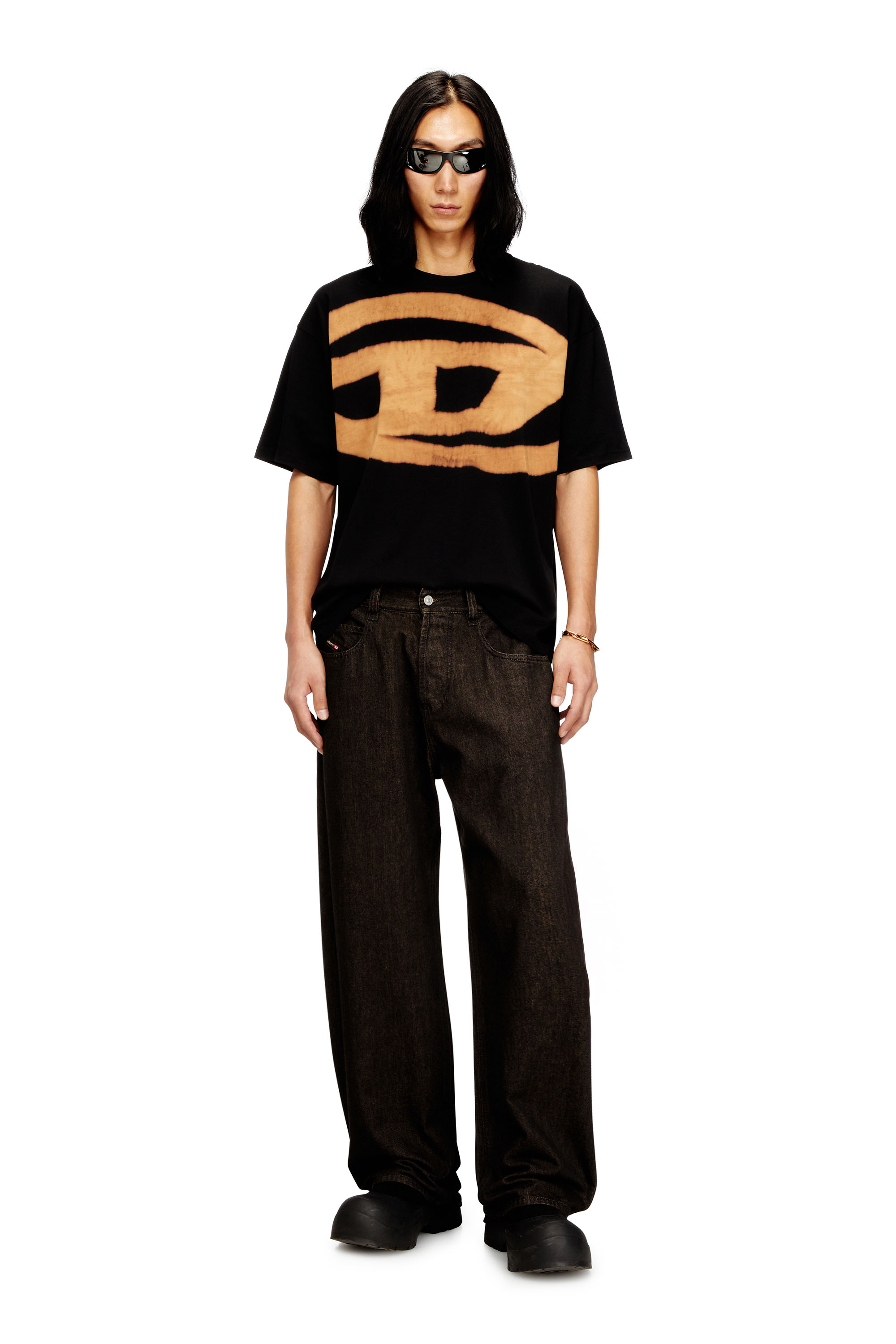Diesel - T-BOXT-BLEACH, T-shirt avec logo Oval D effet blanchi Homme in Polychrome - 2
