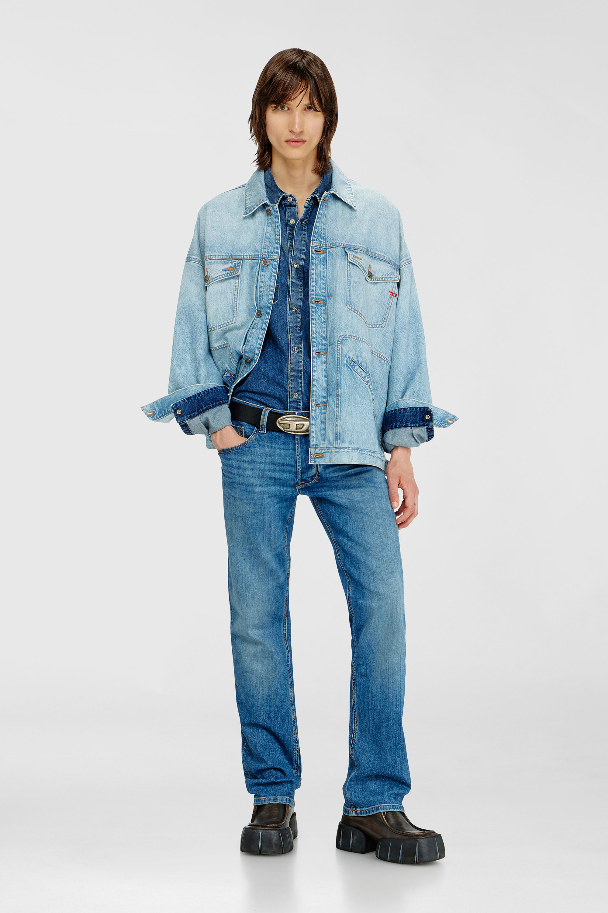 Diesel - Regular Jeans 1985 Larkee 0KIAL Homme, Bleu Clair - Image 1