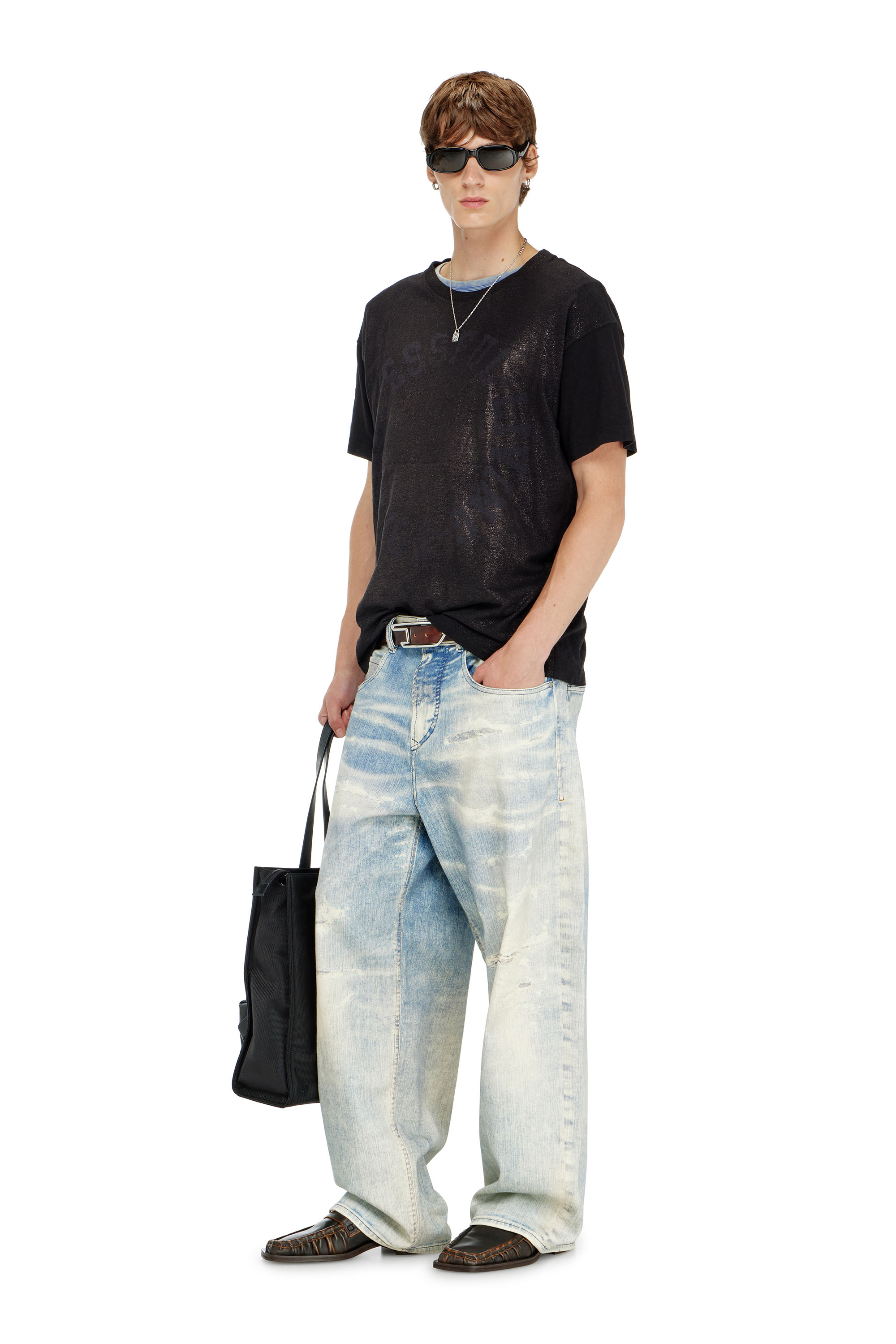 Diesel - T-NORM-AA2, T-shirt en coton &agrave; col rond avec imprim&eacute; foil Homme in Noir - 1