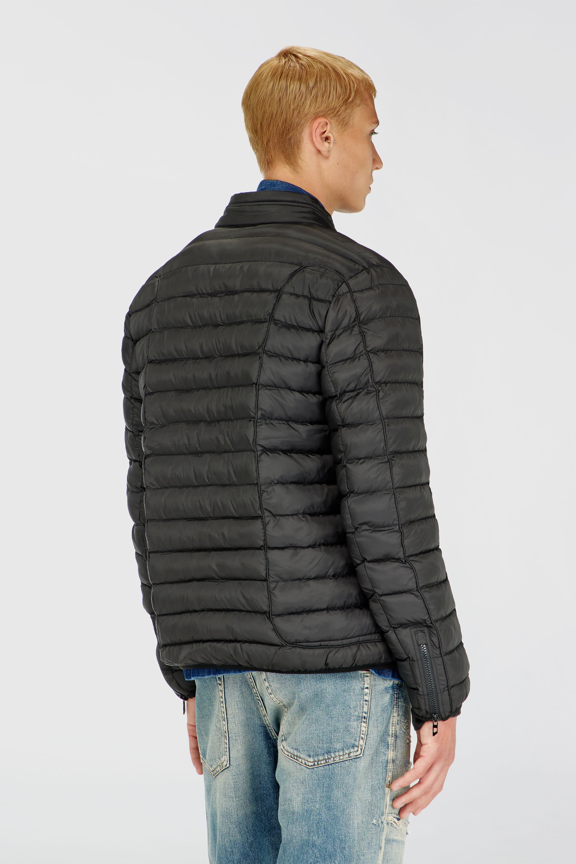 Diesel - W-PILOT, Veste doudoune en nylon l&eacute;ger Homme in Noir - 4