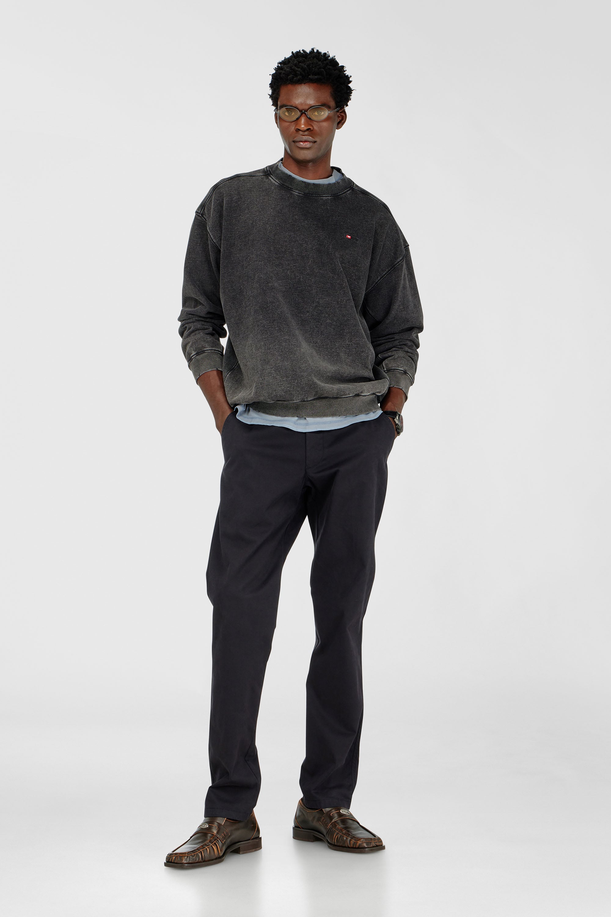 Diesel - P-DEFINE-EPCH, Pantalon en coton avec boucle utilitaire Homme in Noir - 1