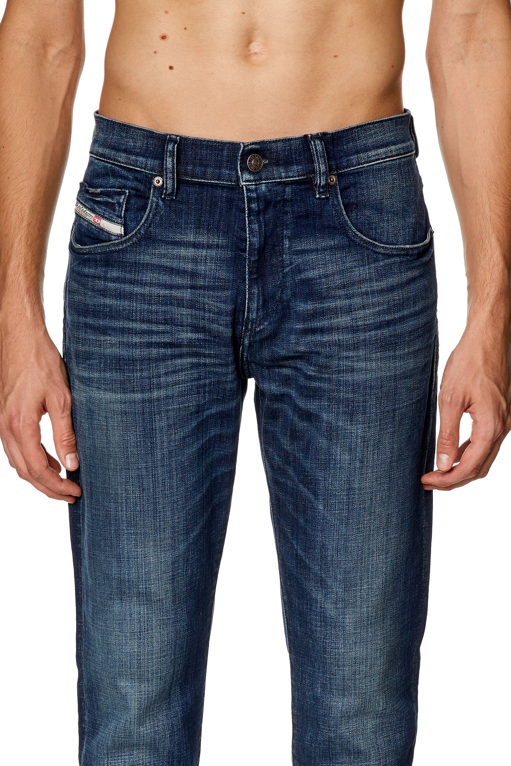 Diesel - Slim Jeans 2019 D-Strukt 09H35, Bleu Foncé - Image 5
