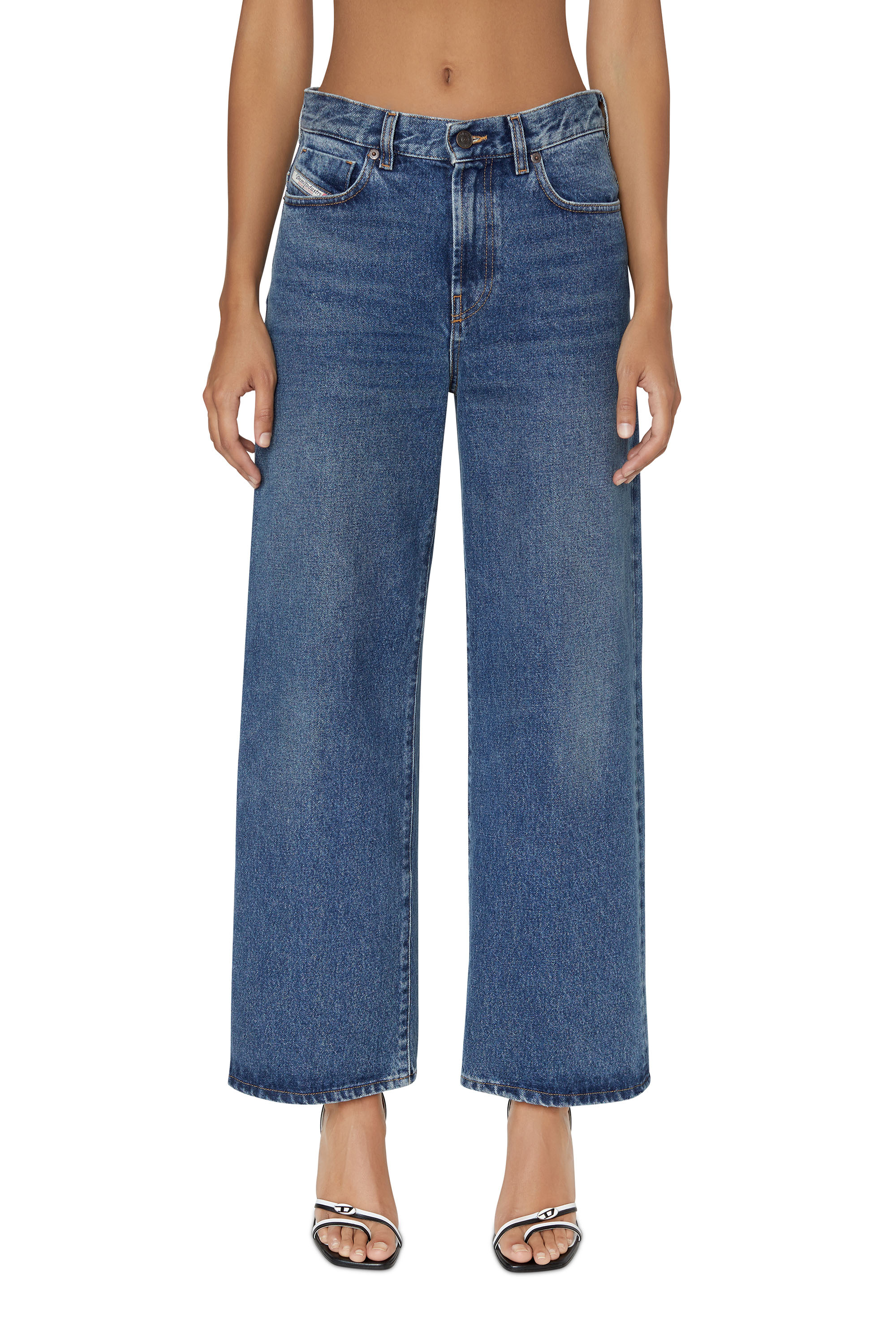 Diesel - 2000 WIDEE 007E5 Bootcut and Flare Jeans, Bleu moyen - Image 1
