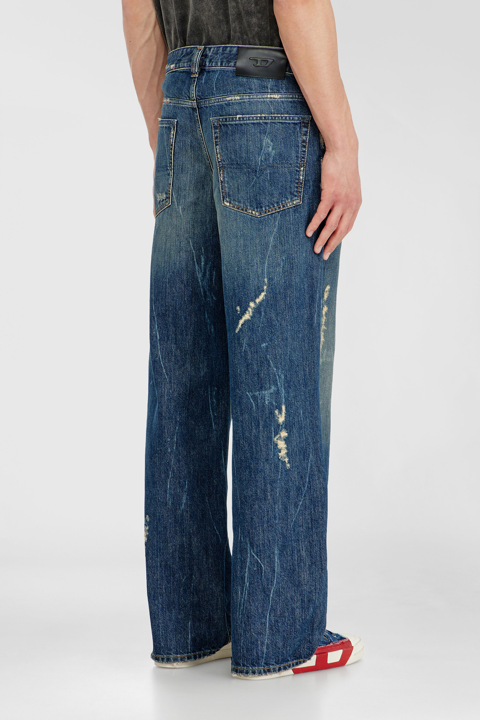 Diesel - Relaxed Jeans 2001 D-Macro 09Q28 Homme, Bleu moyen - Image 5