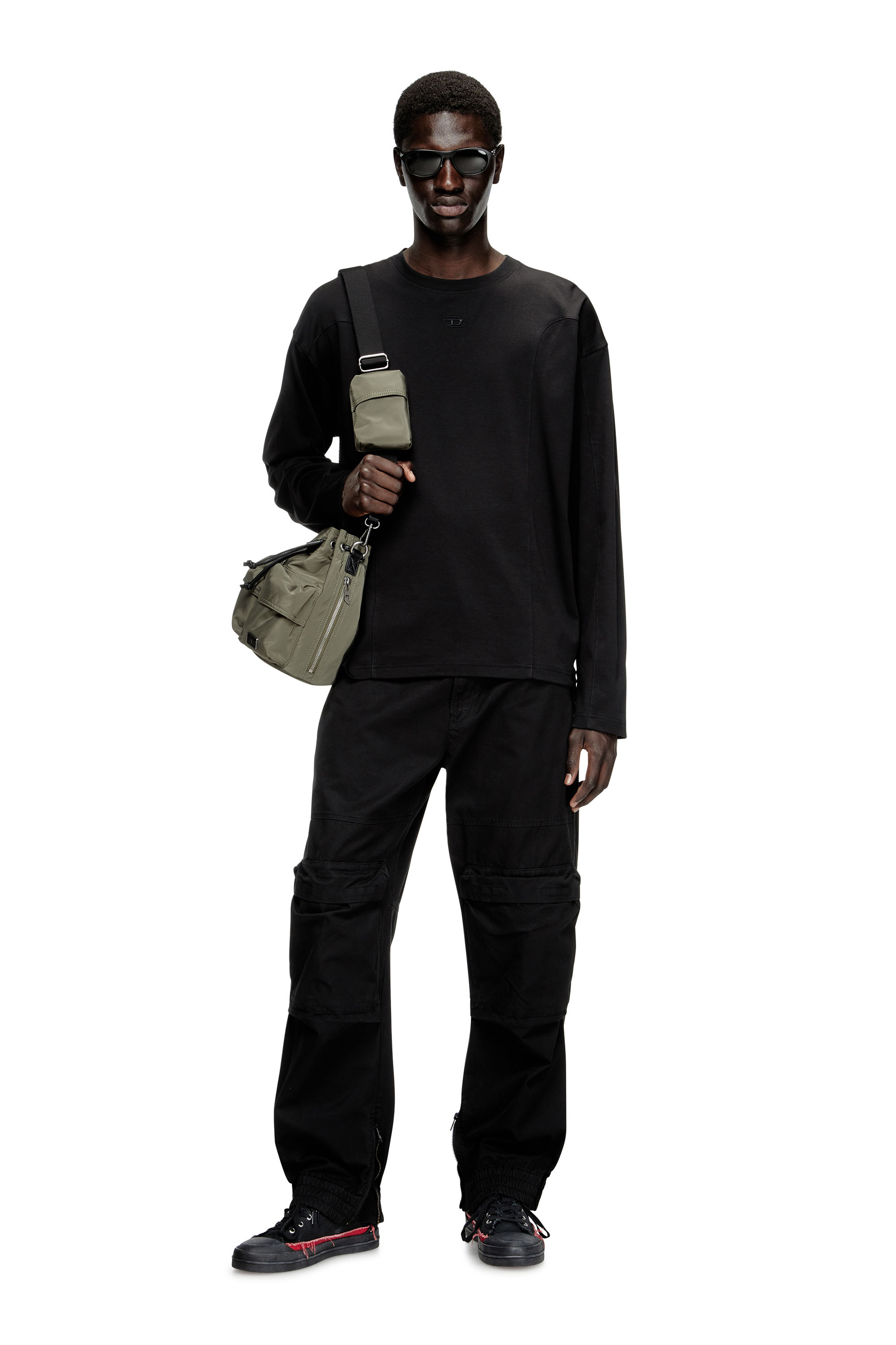 Diesel - T-BOXT-LS-INT, T-shirt à manches longues avec empiècements Homme in Noir - 2