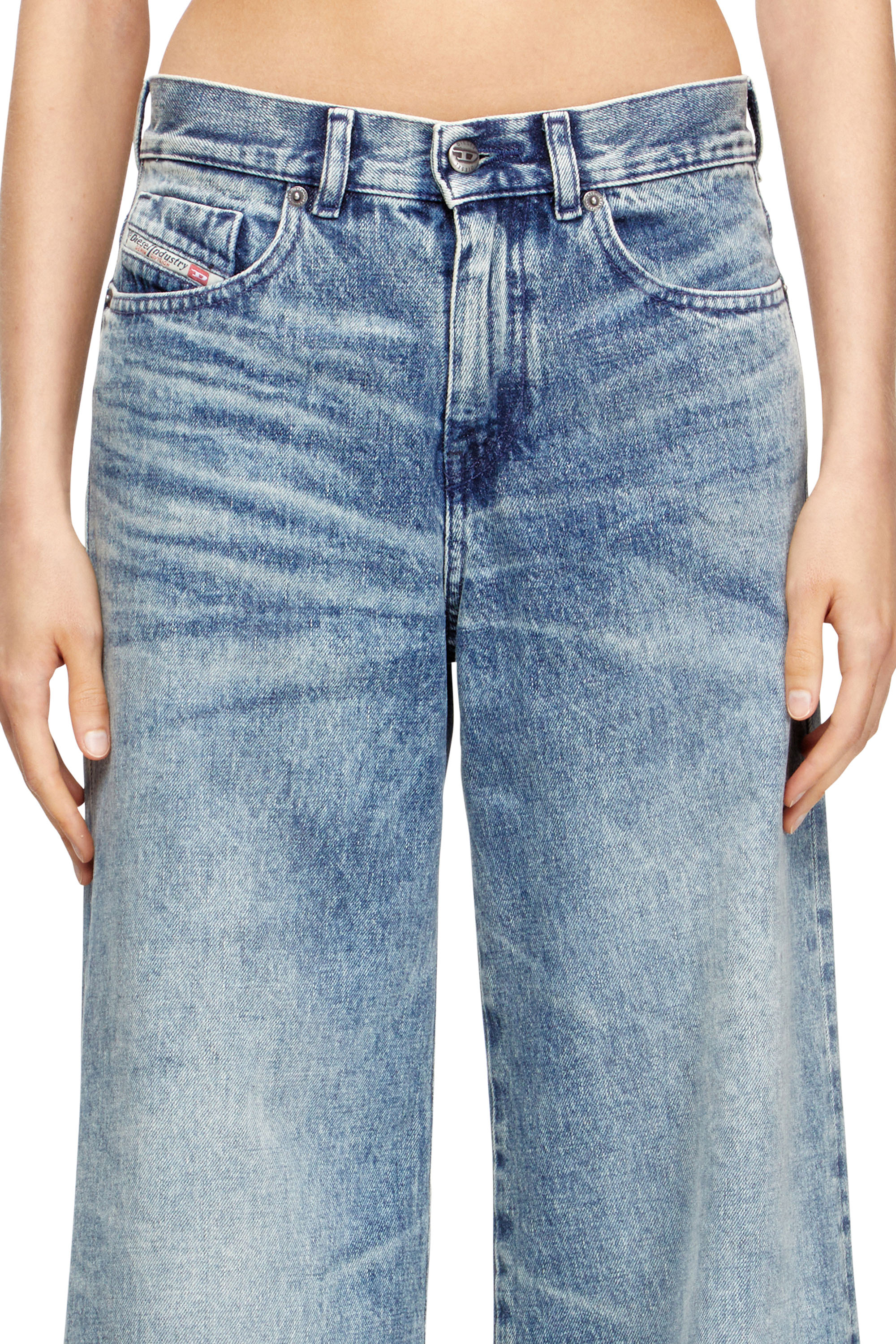 Diesel - Flare Jeans 1978 D-Akemi 007DA Femme, Bleu Clair - Image 5