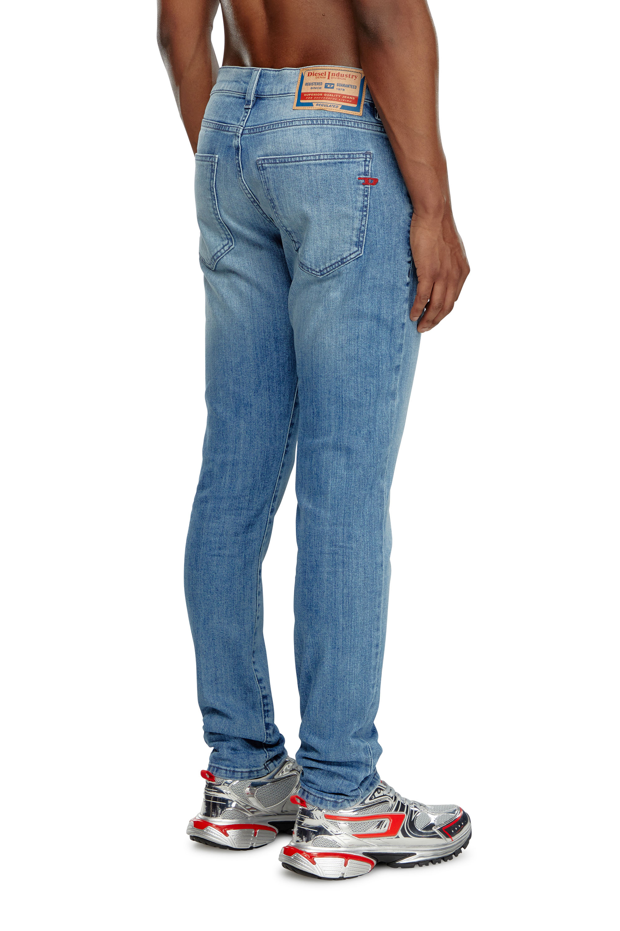 Diesel - Slim Jeans 2019 D-Strukt 0GRDI, Bleu Clair - Image 2