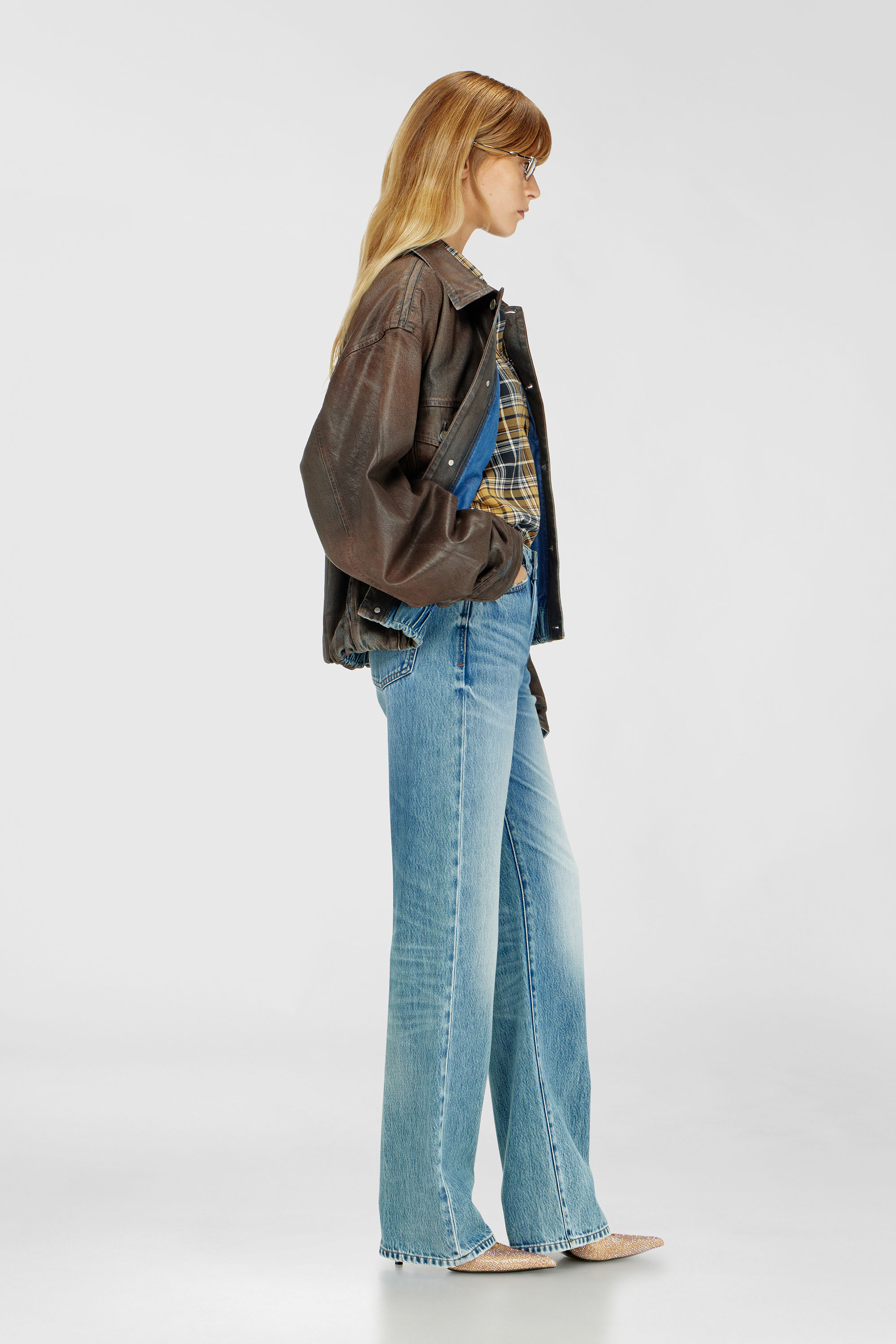 Diesel - Regular Jeans 1971 D-Sent 0DLDF Femme, Bleu Clair - Image 2
