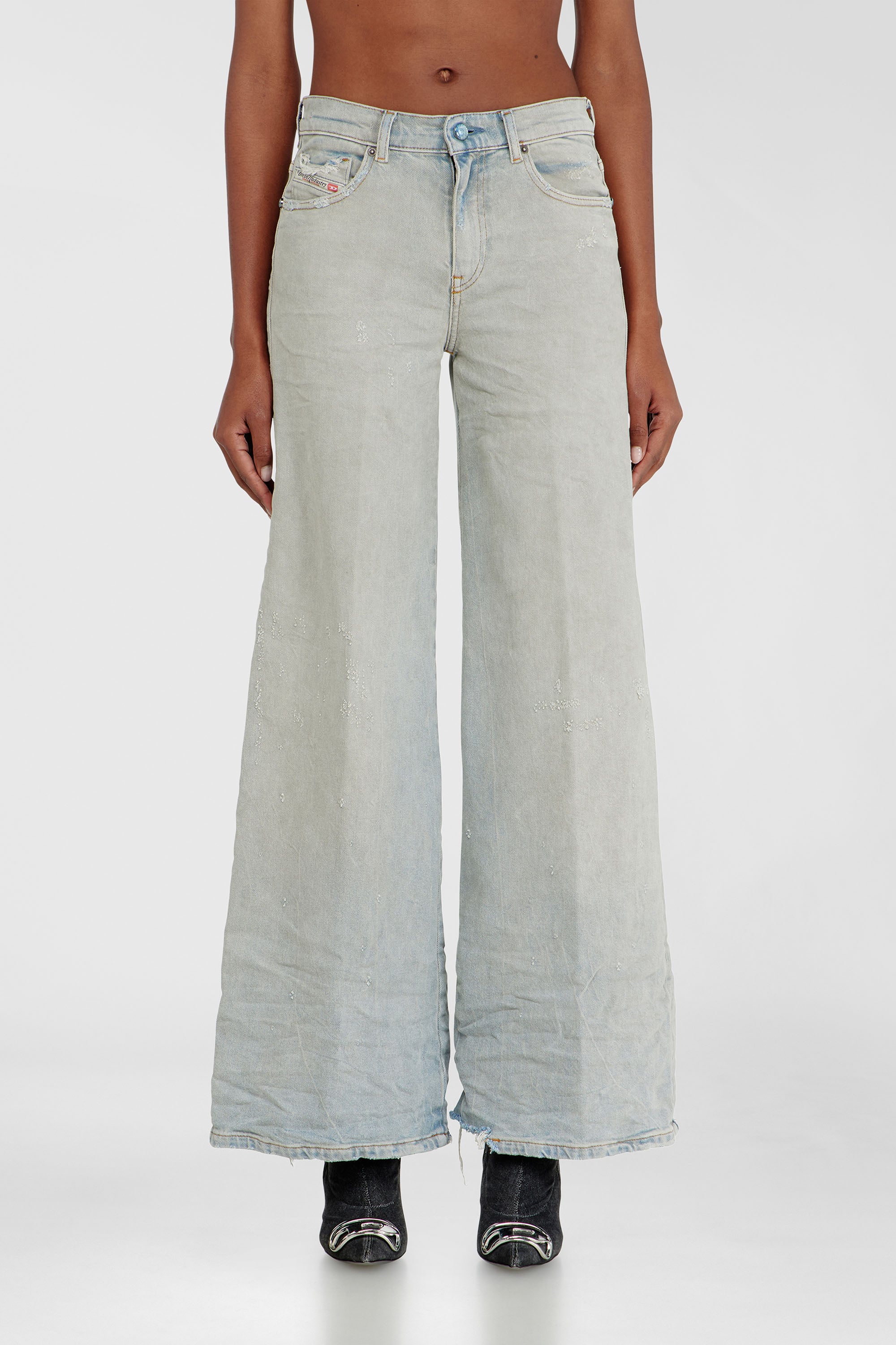 Diesel - Flare Jeans 1978 D-Akemi 09N47 Femme, Bleu Clair - Image 2