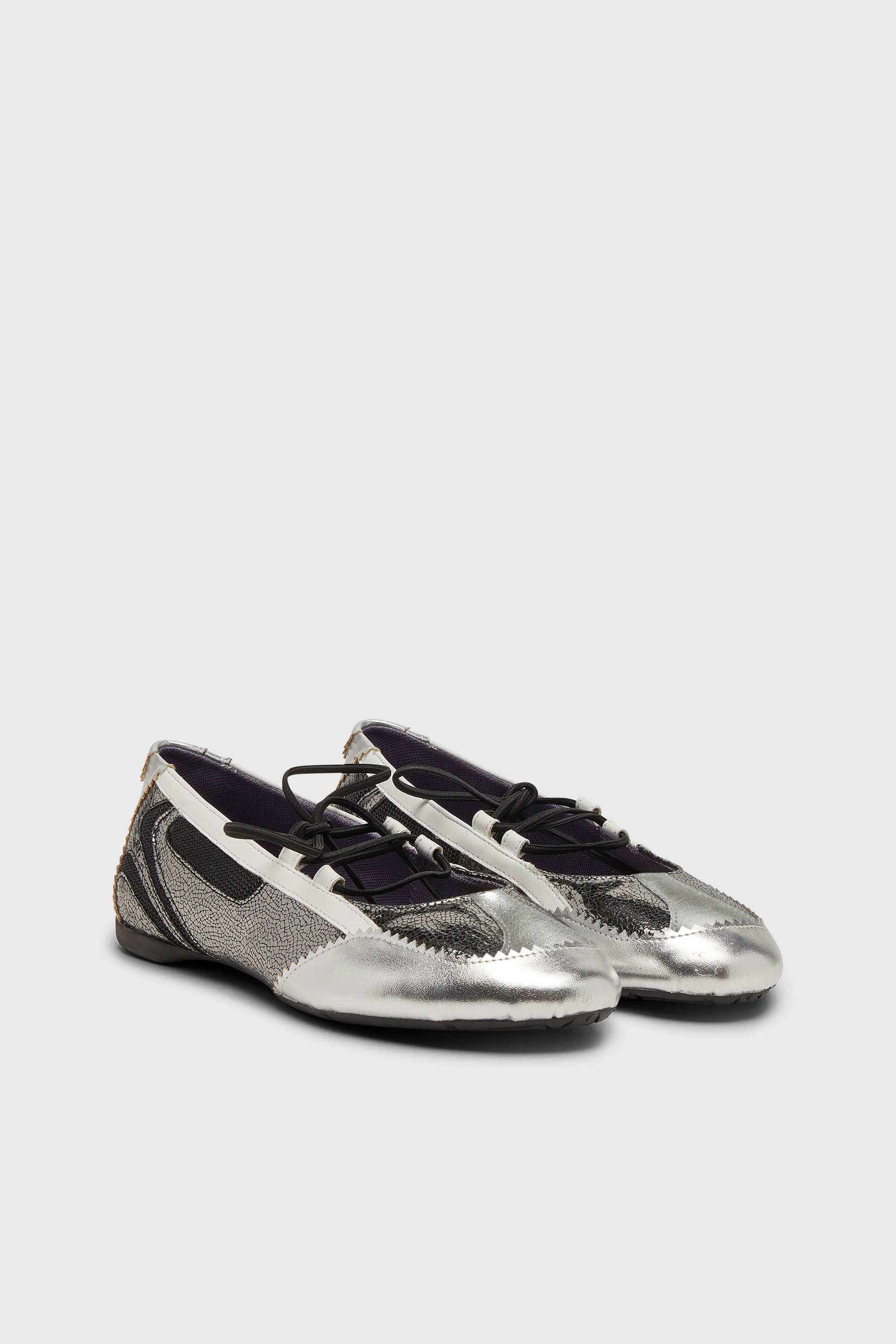 Diesel - D-MILE BALLERINA LACE UP W, D-Mile-Ballerines &agrave; lacets m&eacute;talliques Femme in Gris argent&eacute; - 2