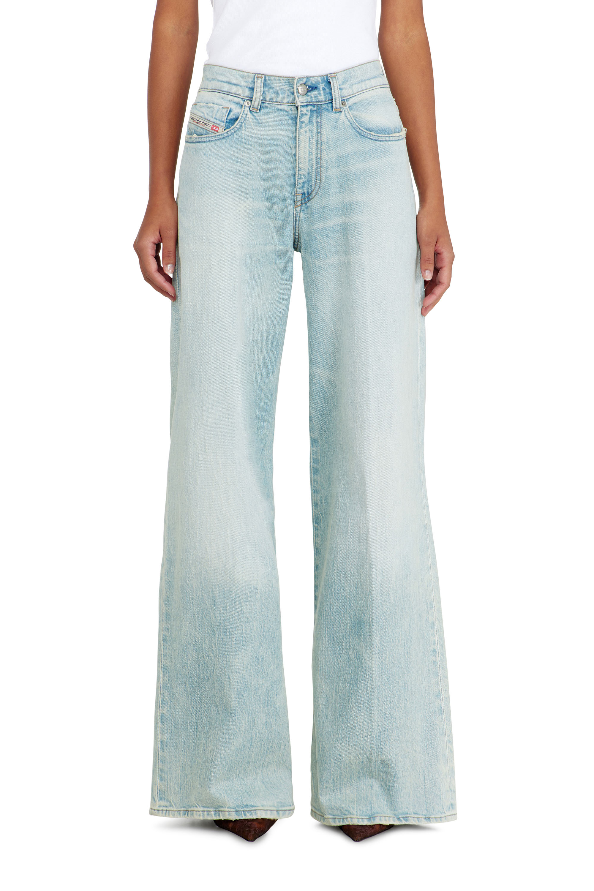Diesel - Flare Jeans 1978 D-Akemi 0KBBX Femme, Bleu Clair - Image 4