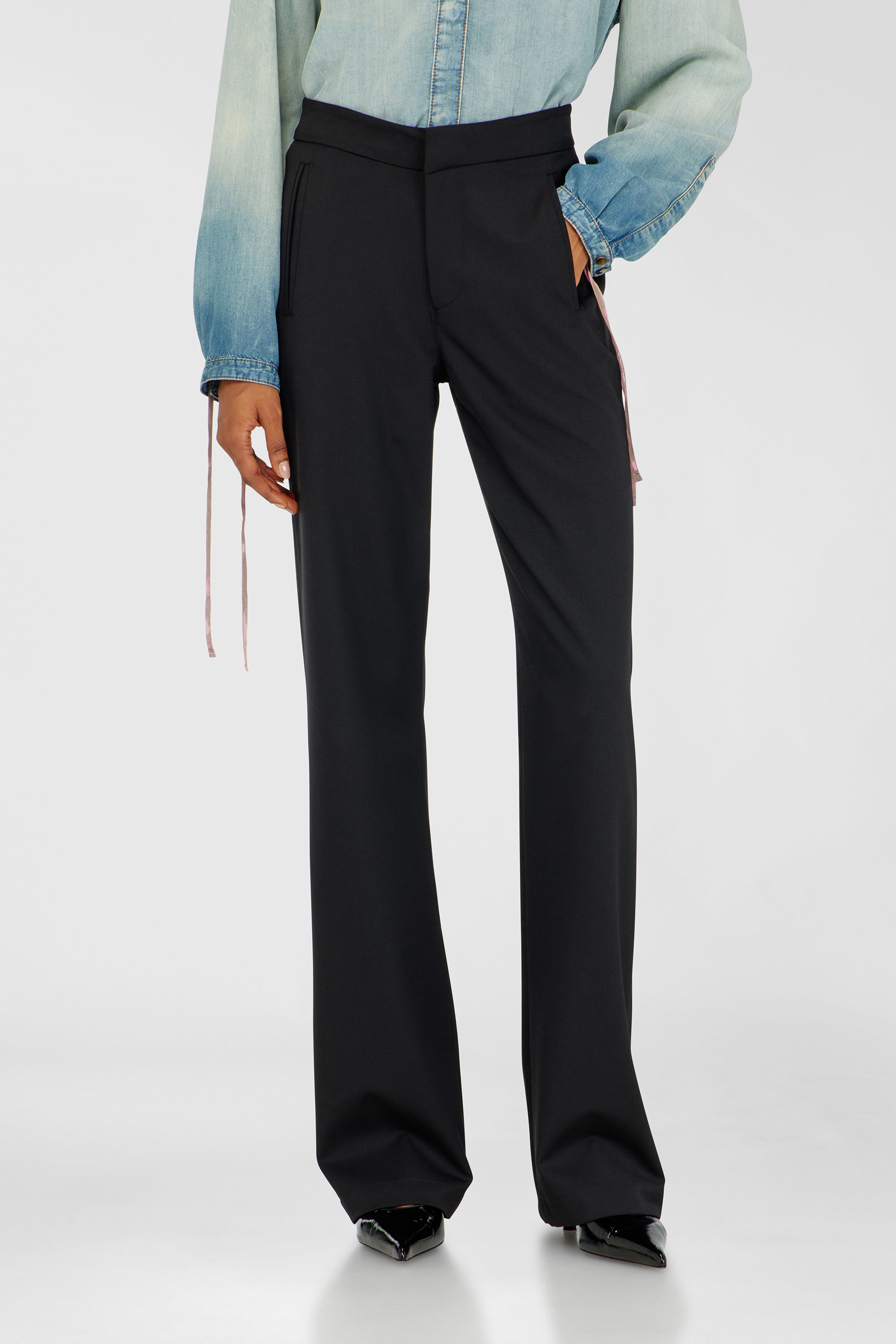 Diesel - P-ROMISE-S3, Pantalon en laine froide Femme in Noir - 1