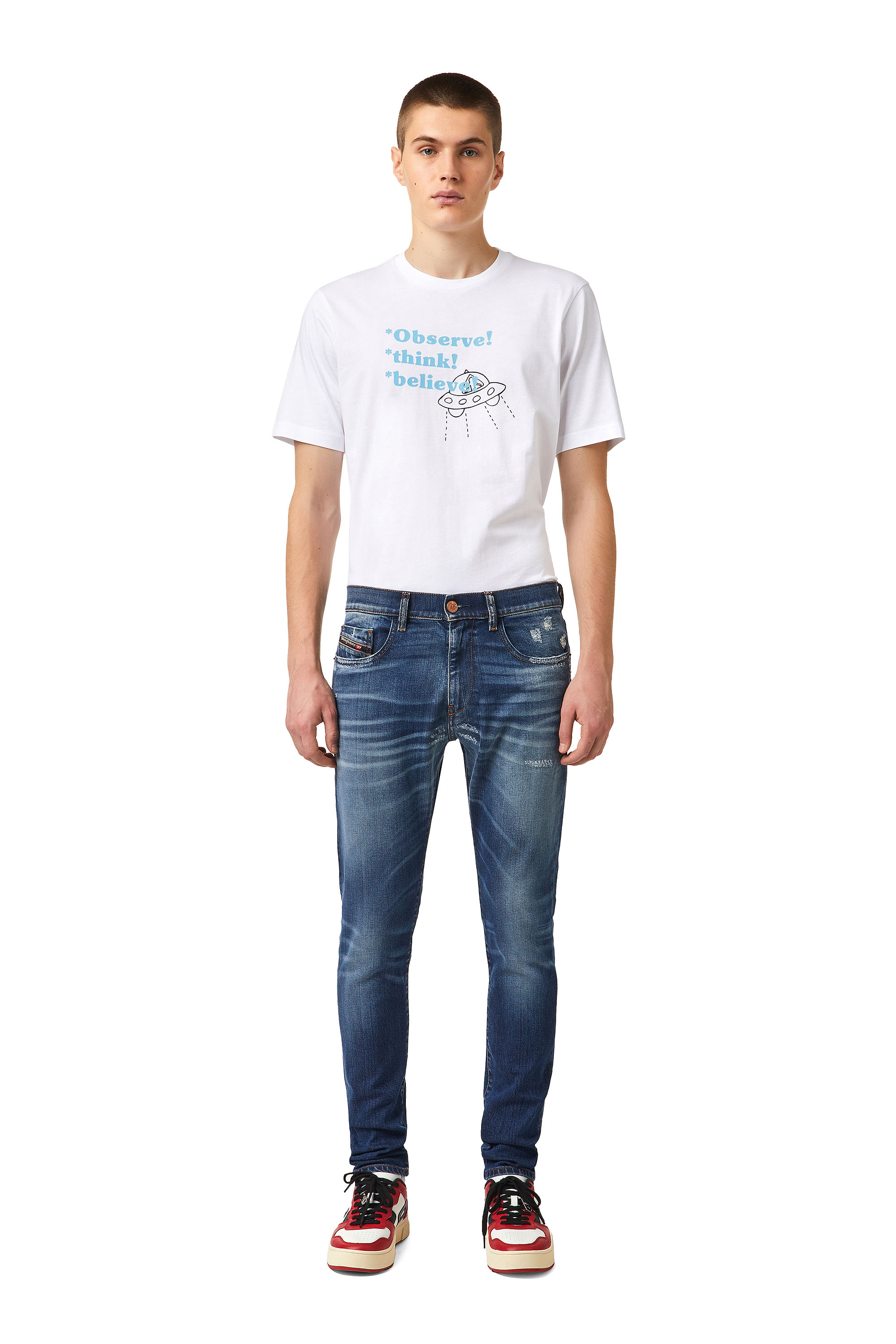 2019 D-STRUKT 09A98, Bleu Foncé Diesel - 2019 D-STRUKT 09A98, Bleu Foncé - Image 1