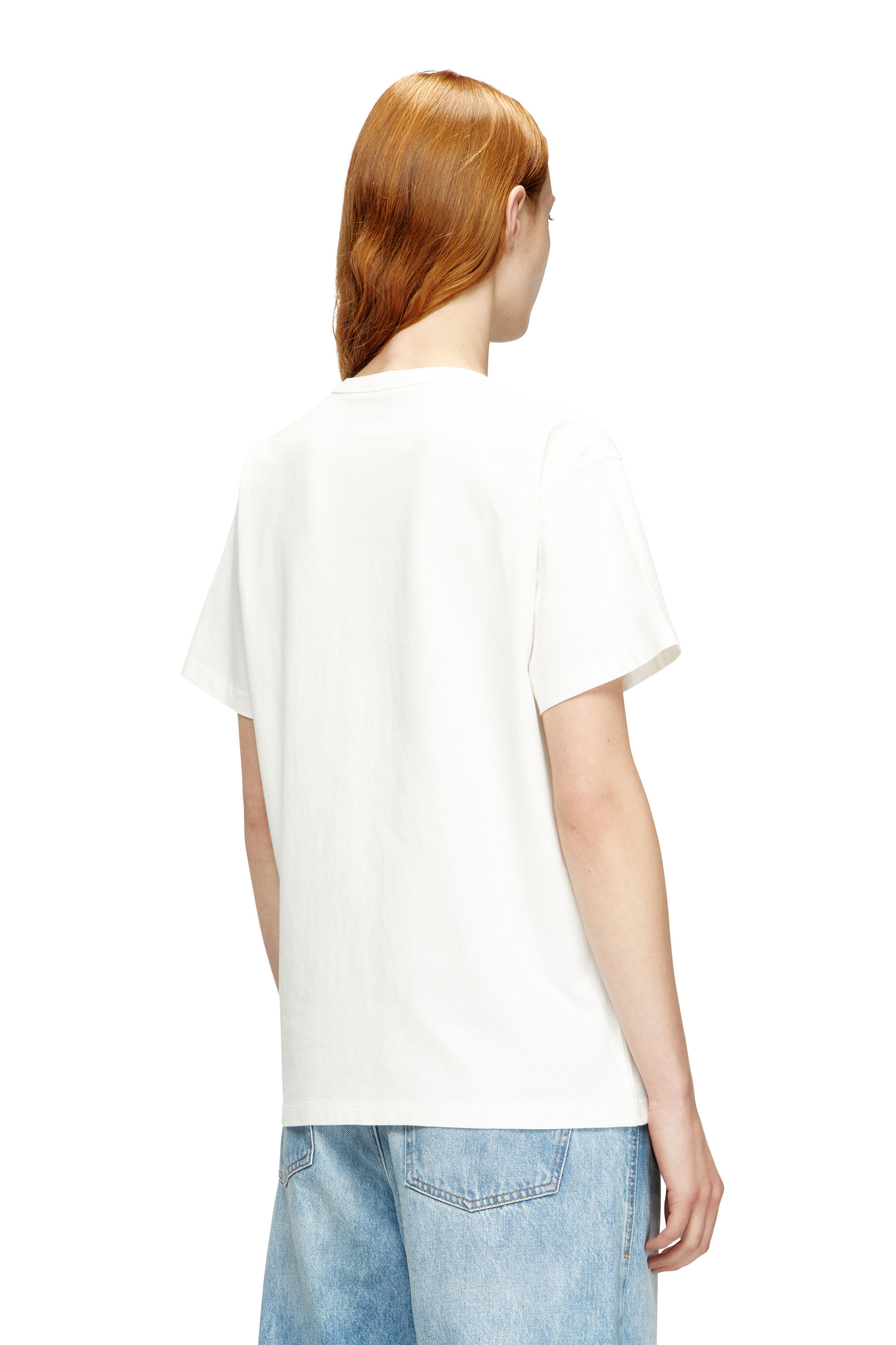 Diesel - T-NORMY-OD-S1, T-shirt en coton avec Oval D métallique Femme in Blanc - 4