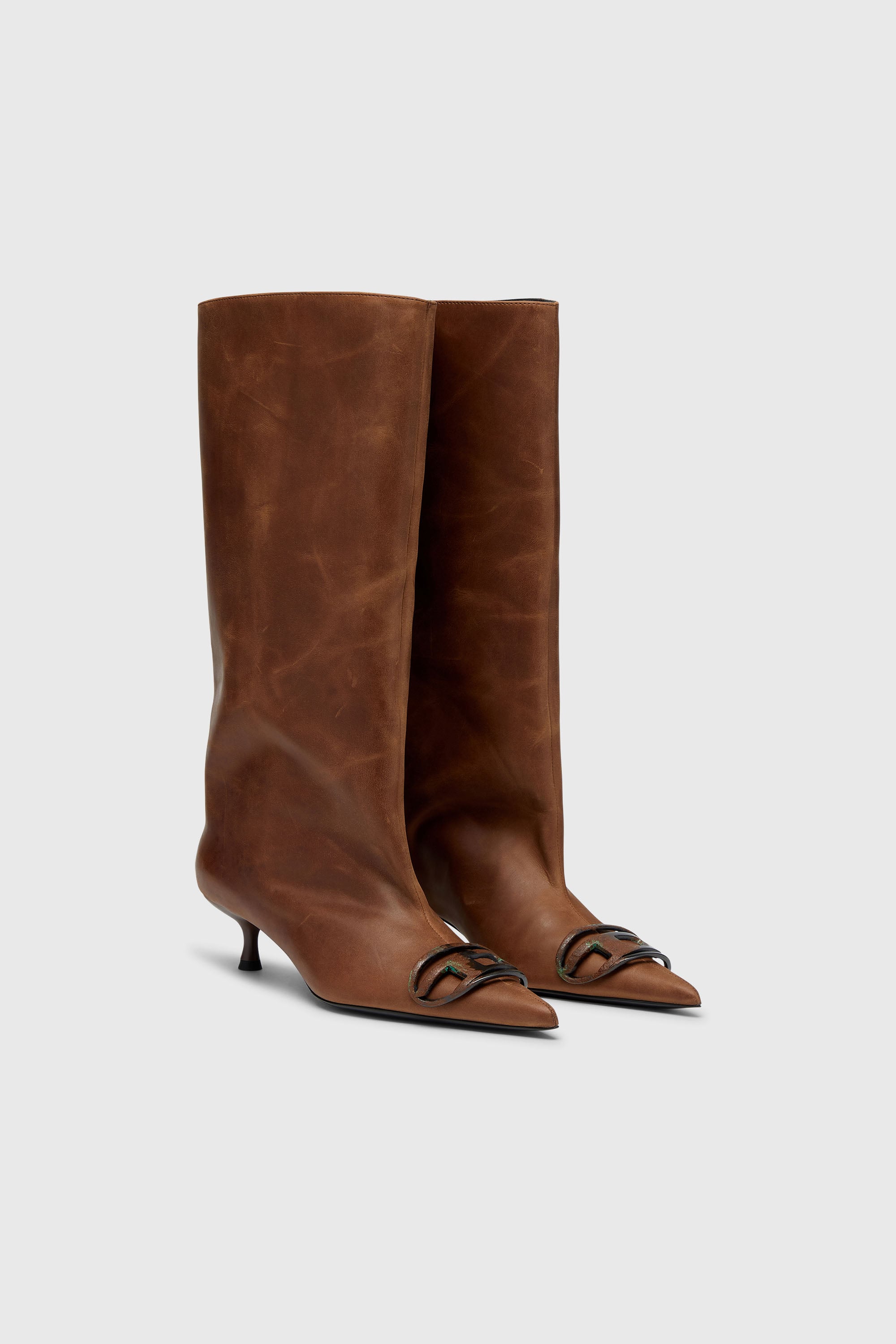 Diesel - D-VENUS 40 KB TUBE, D-Venus-Bottes hauteur genou en cuir huil&eacute; Femme in Marron - 2