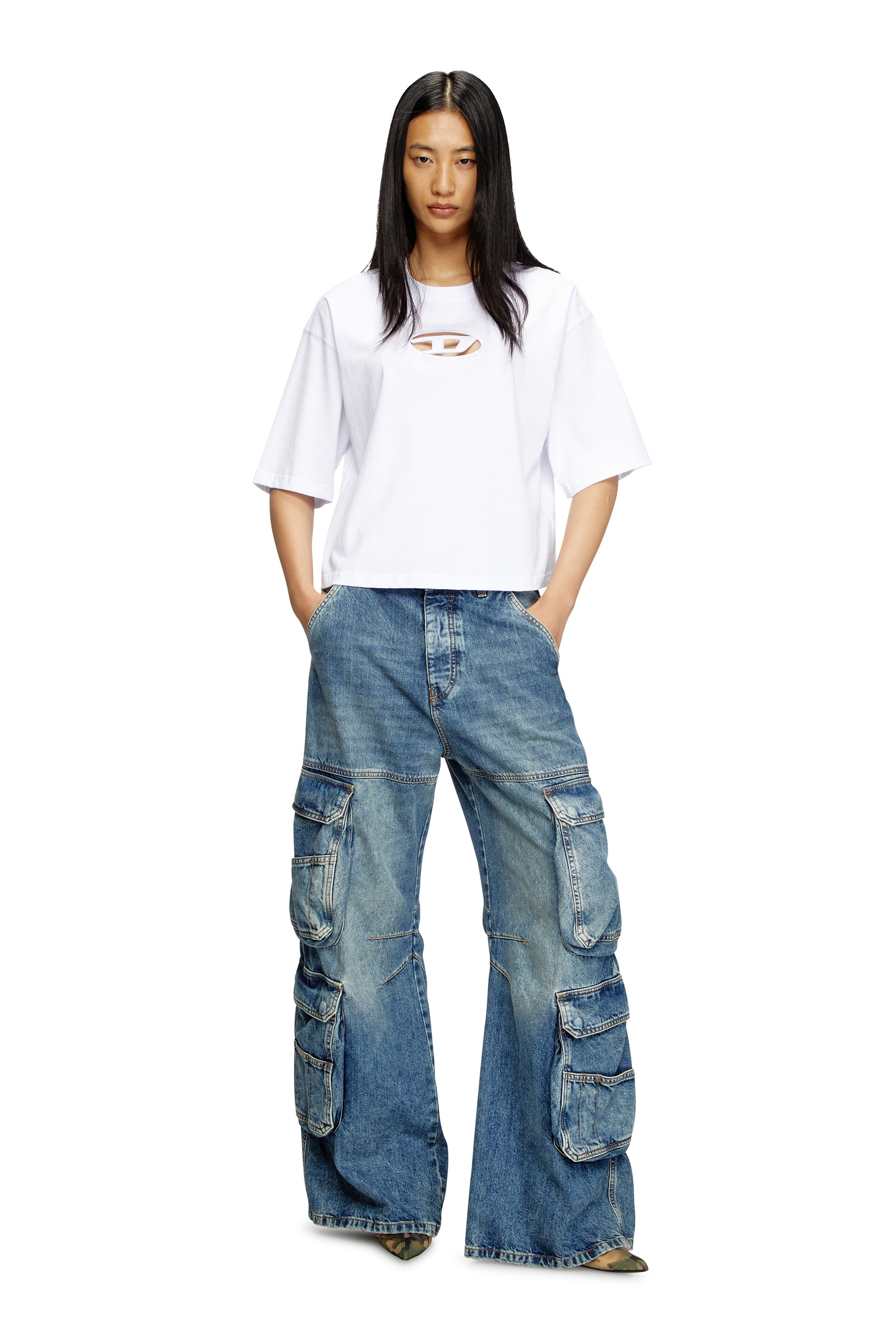 Diesel - T-ROWY-OD, T-shirt boxy avec D brod&eacute; Femme in Blanc - 1