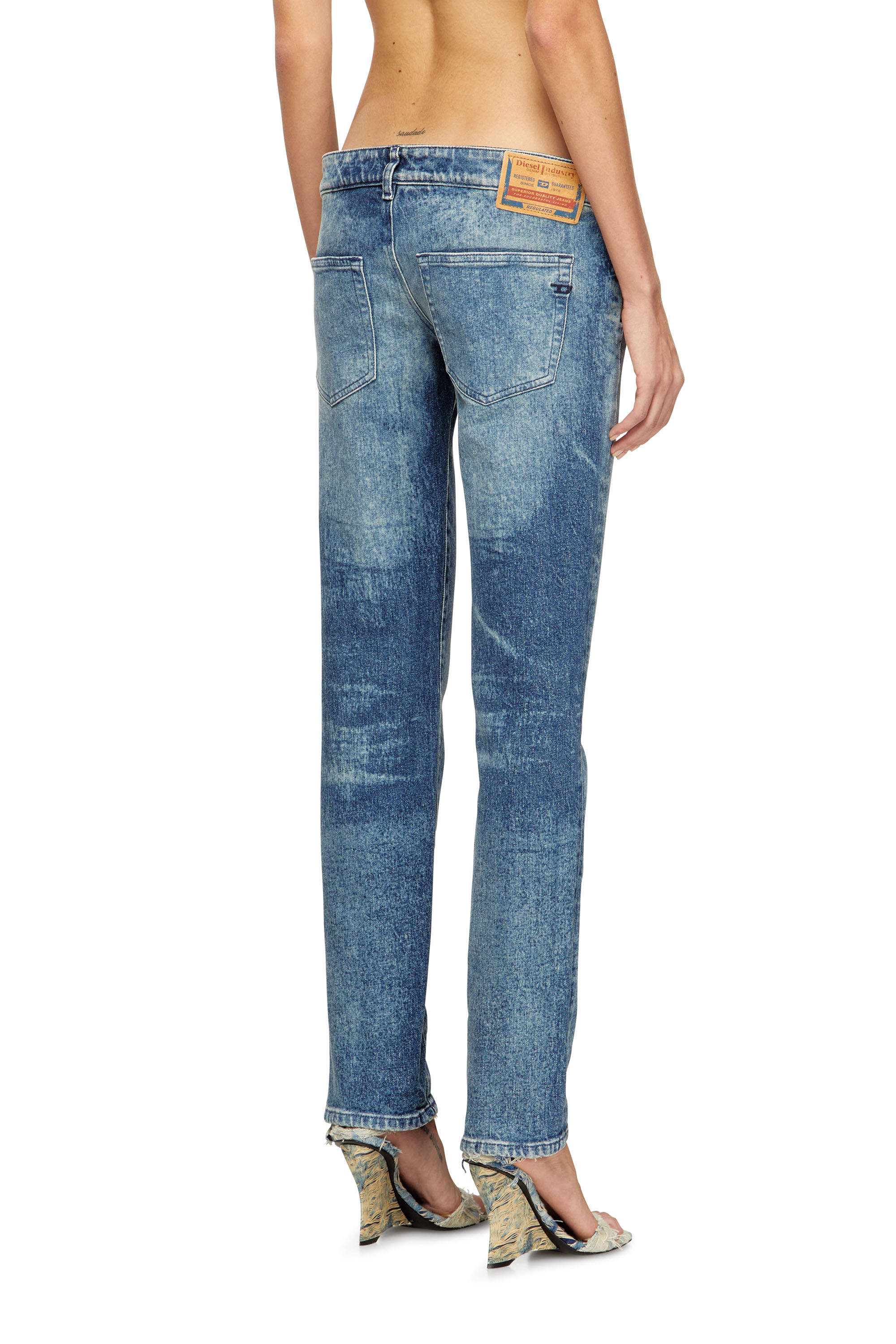 Diesel - Regular Jeans D-Waisty 007DI Femme, Bleu moyen - Image 4
