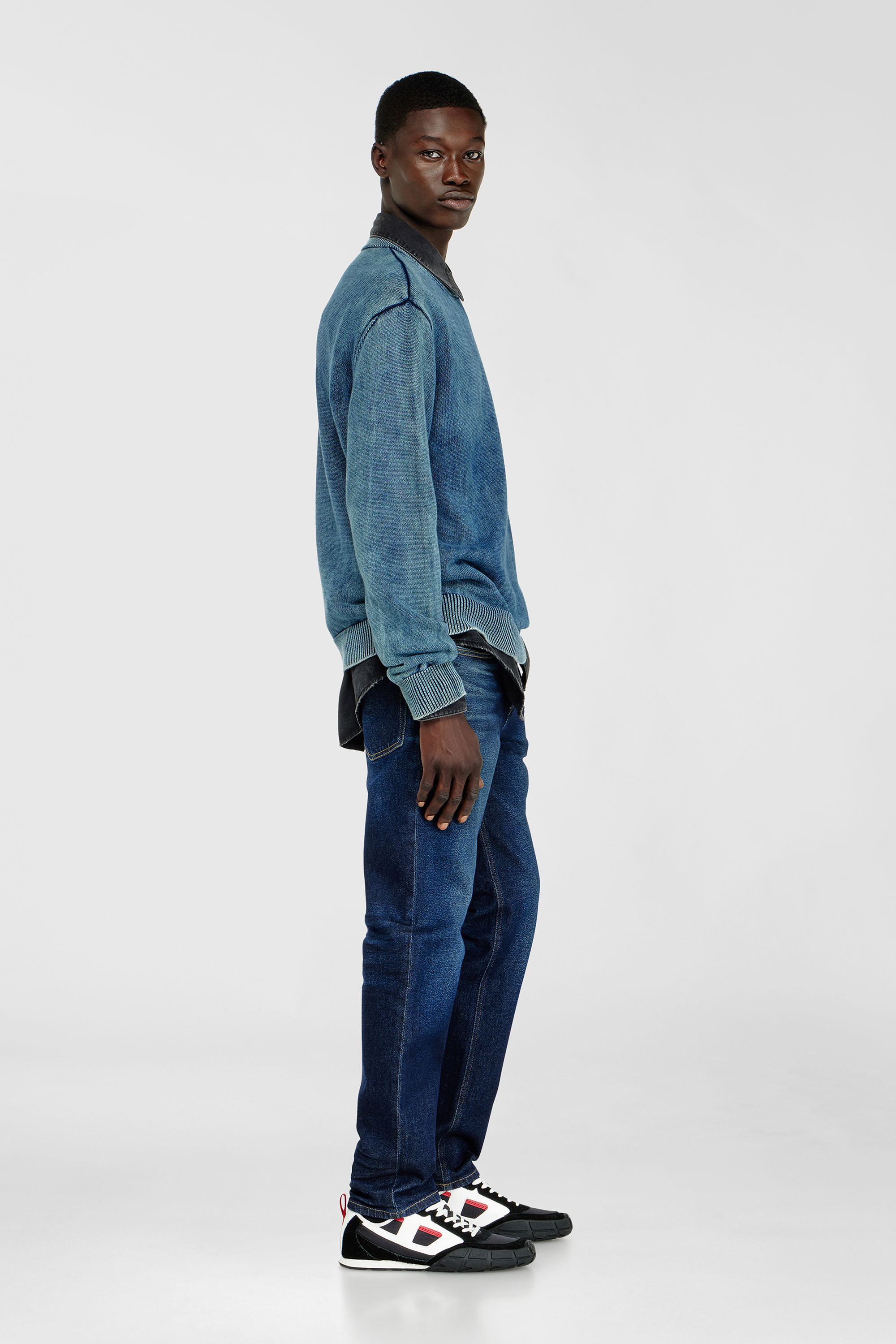 Diesel - Regular Jeans 2023 D-Finitive 0KBBV Homme, Bleu Fonc&eacute; - Image 2