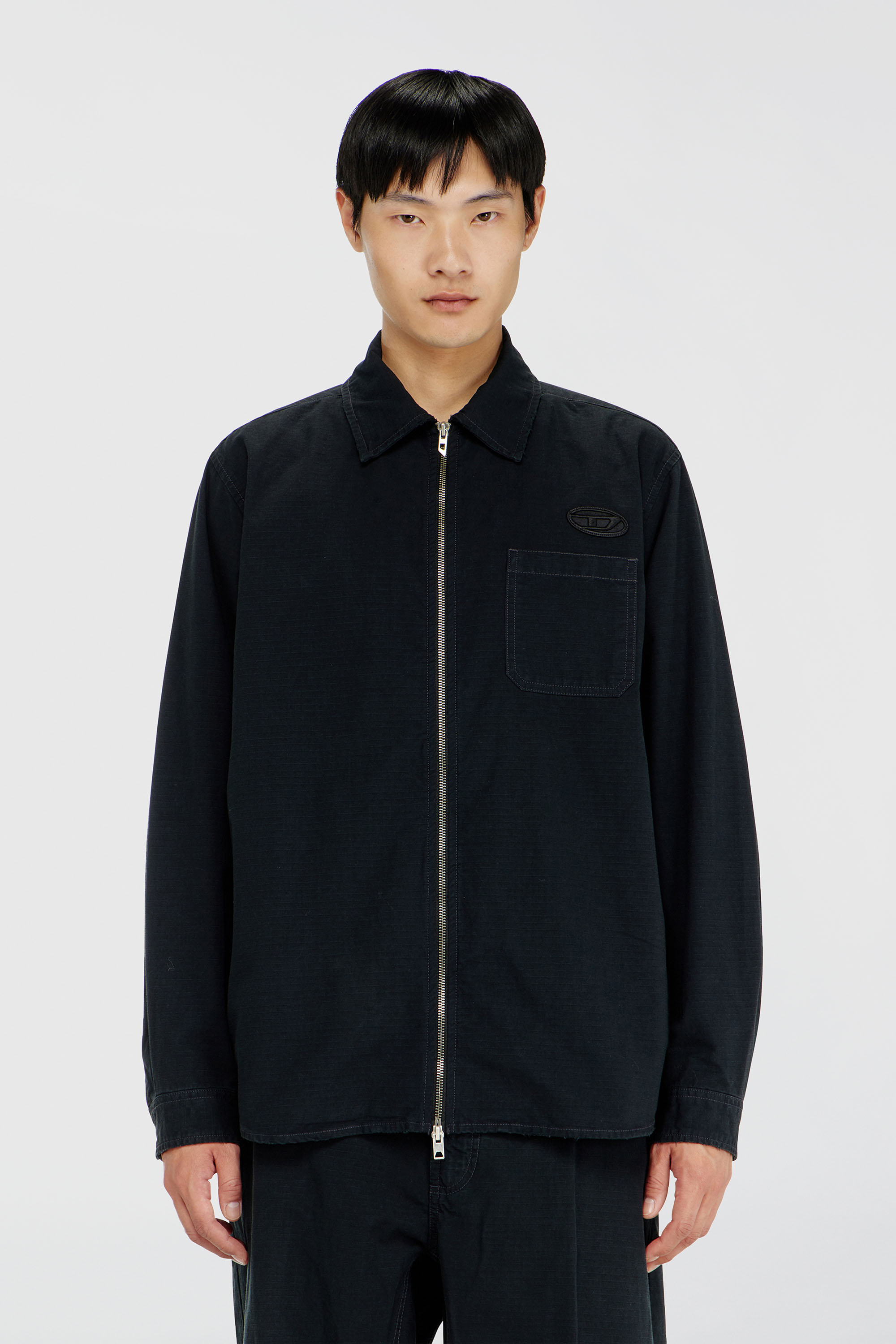 Diesel - S-ALIAS-ZIP, Chemise en ripstop avec fermeture zipp&eacute;e Homme in Noir - 1