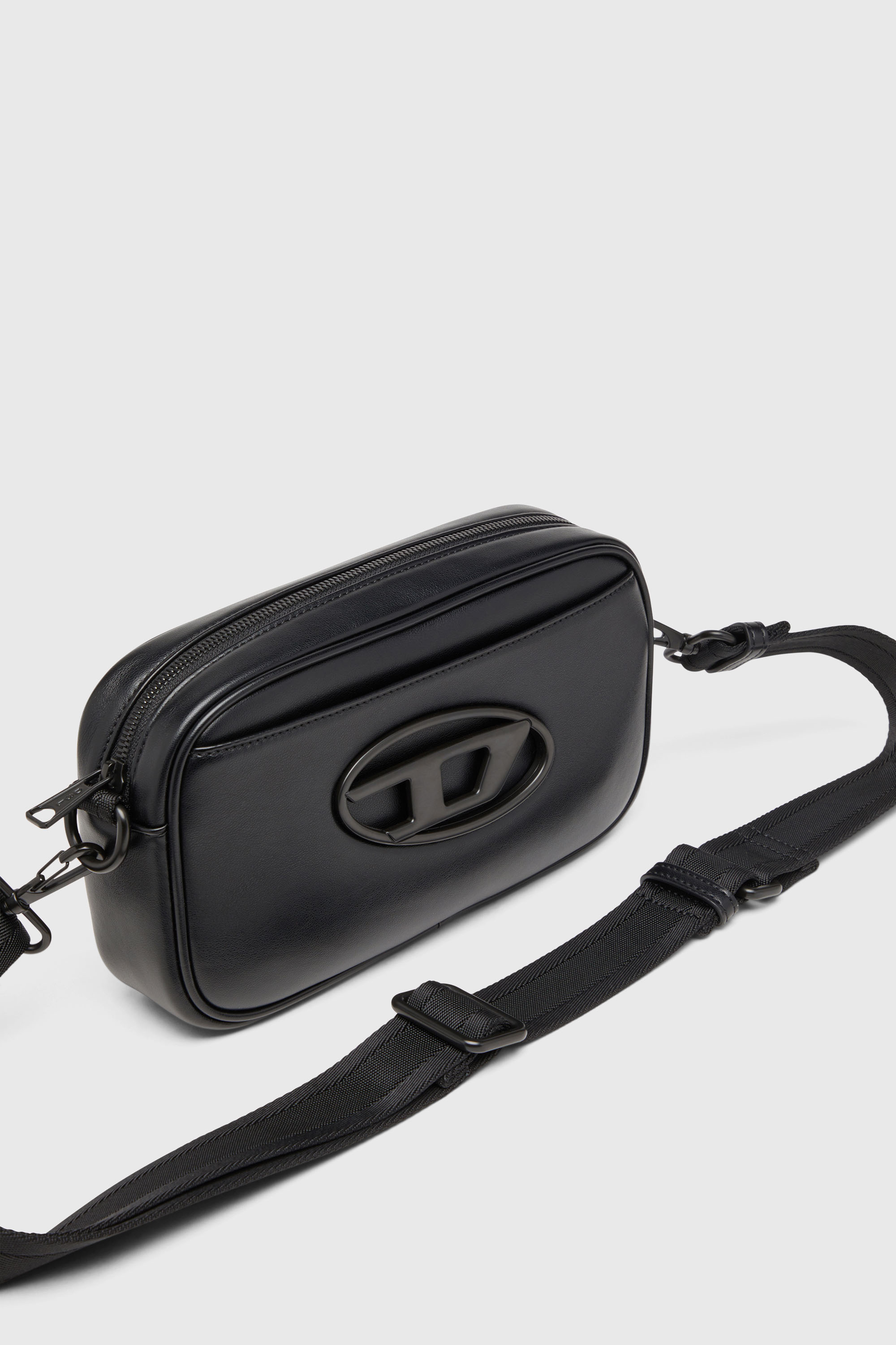 Diesel - HOLI-D CAMERA BAG, Holi-D-Sac Camera en n&eacute;opr&egrave;ne et PU Homme in Noir - 5