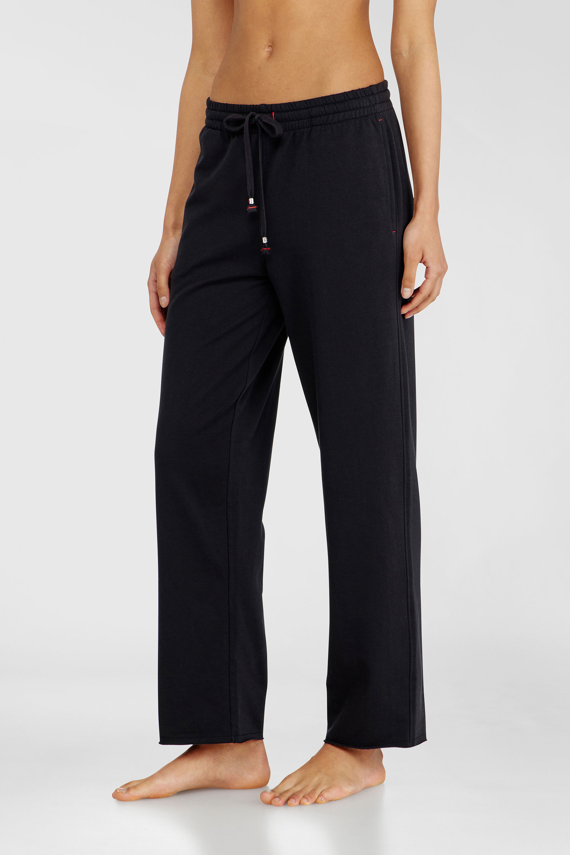 Diesel - INDRA-D-CORE, Pantalon de jogging gratt&eacute; avec ourlets francs Femme in Noir - 1