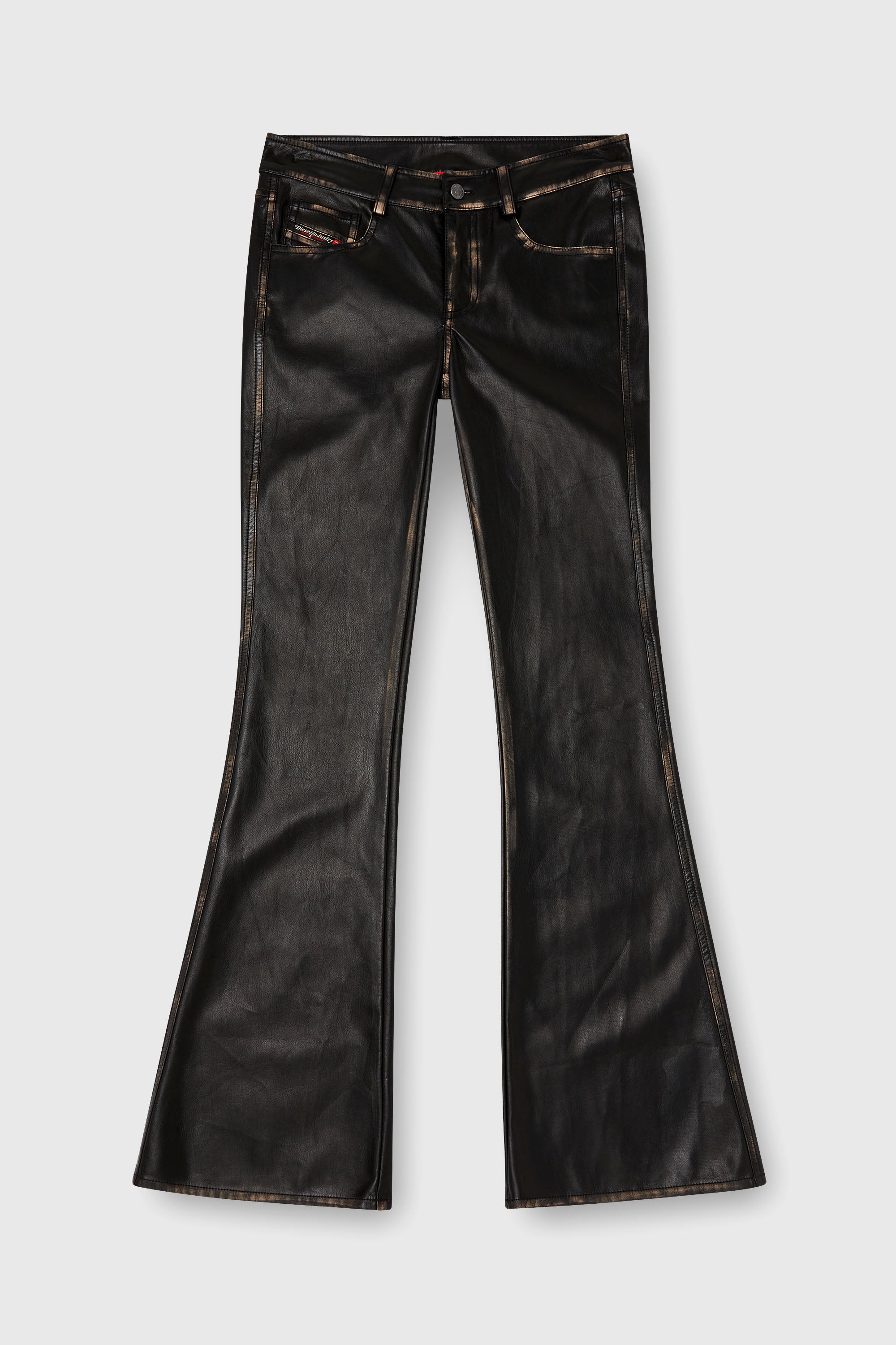 Diesel - P-STELLAR-Q1, Pantalon &agrave; cinq poches en simili cuir Femme in Noir - 2