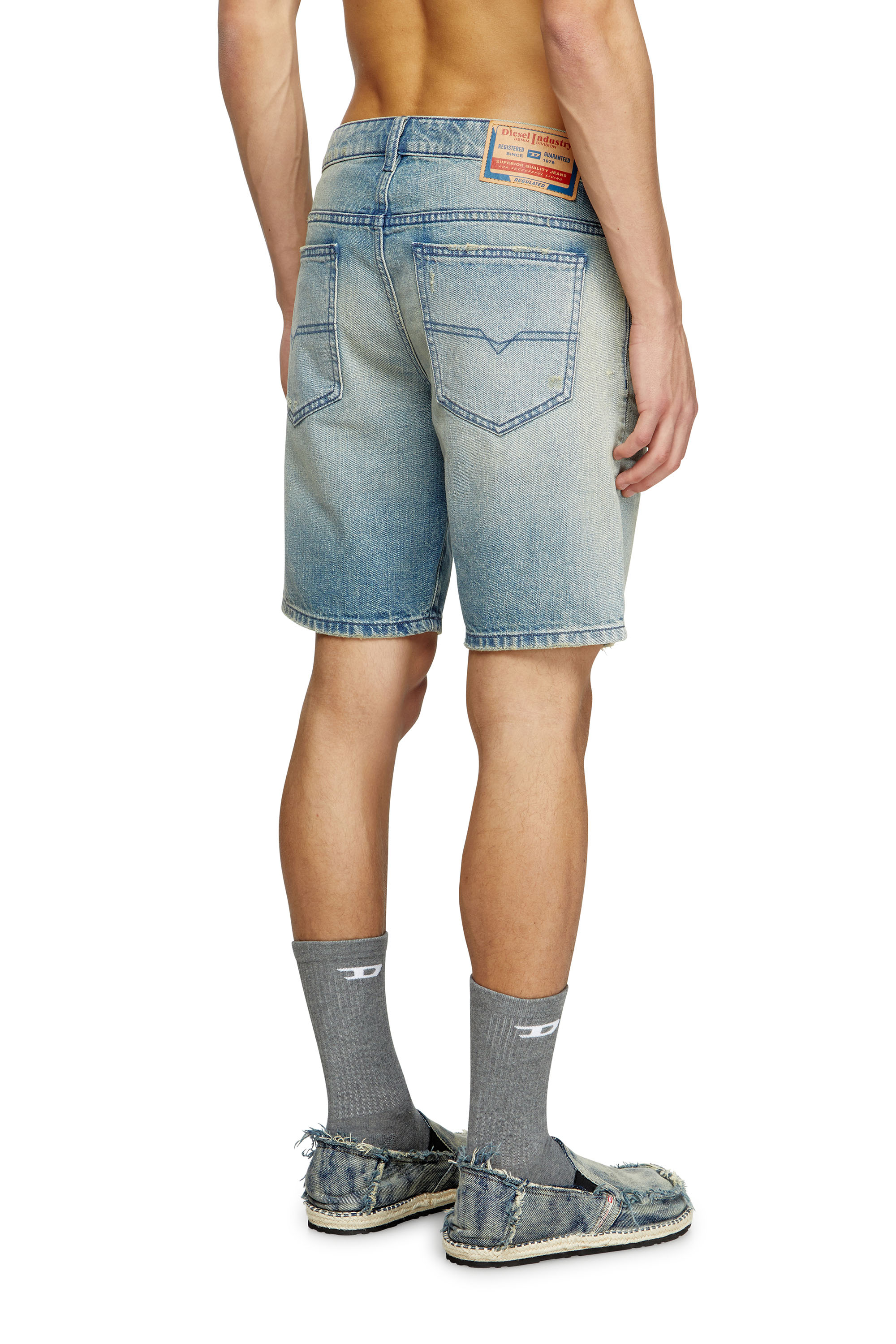 Diesel - D-FIN, Man's Slim shorts in worn-effect denim in Light Blue - 4
