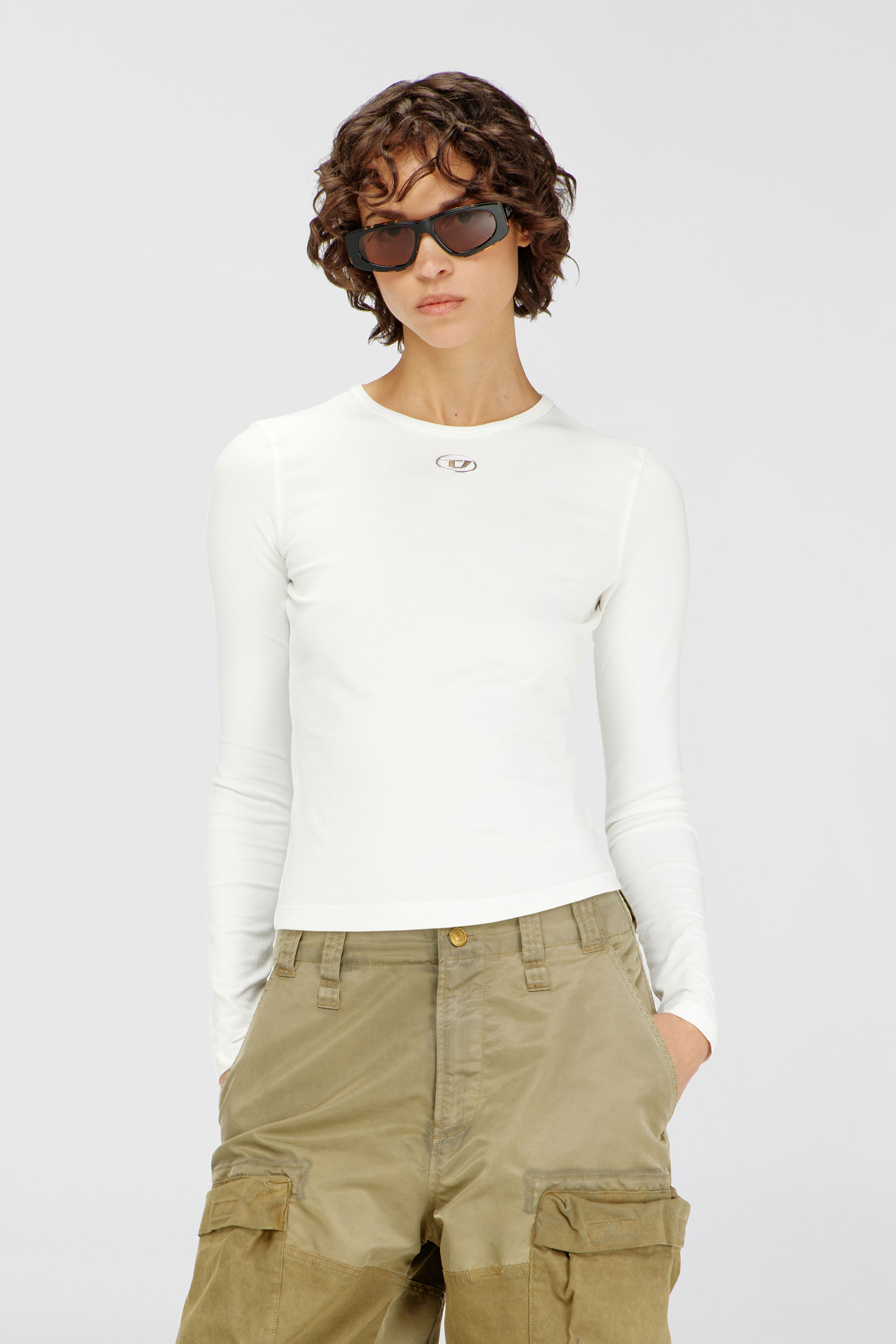 Diesel - T-UNCUTIESLONG-LS-OD, Pull en coton avec logo Oval D Femme in Blanc - 3