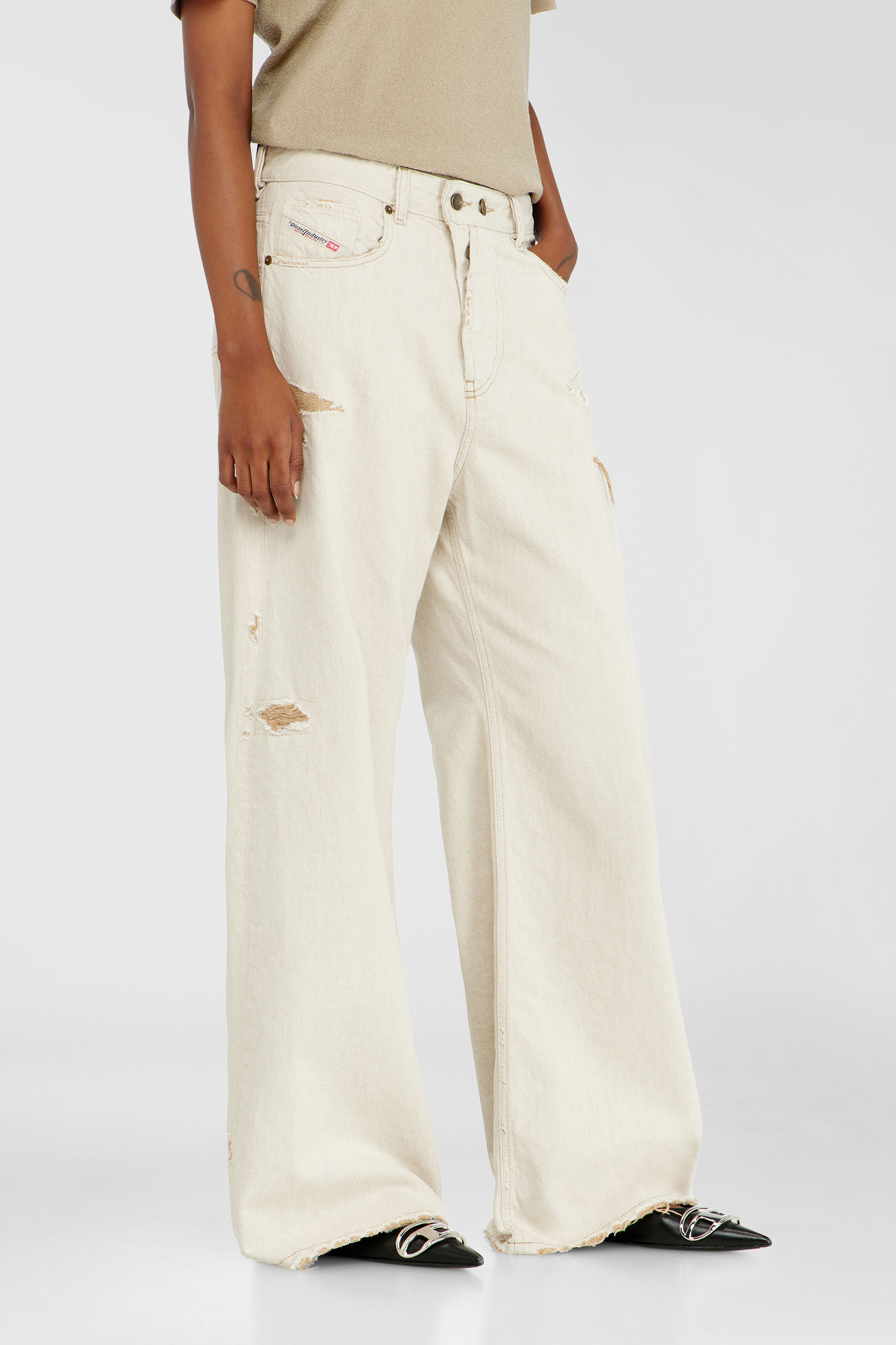 Diesel - Relaxed Jeans 1996 D-Sire 09P89 Femme, Beige - Image 7