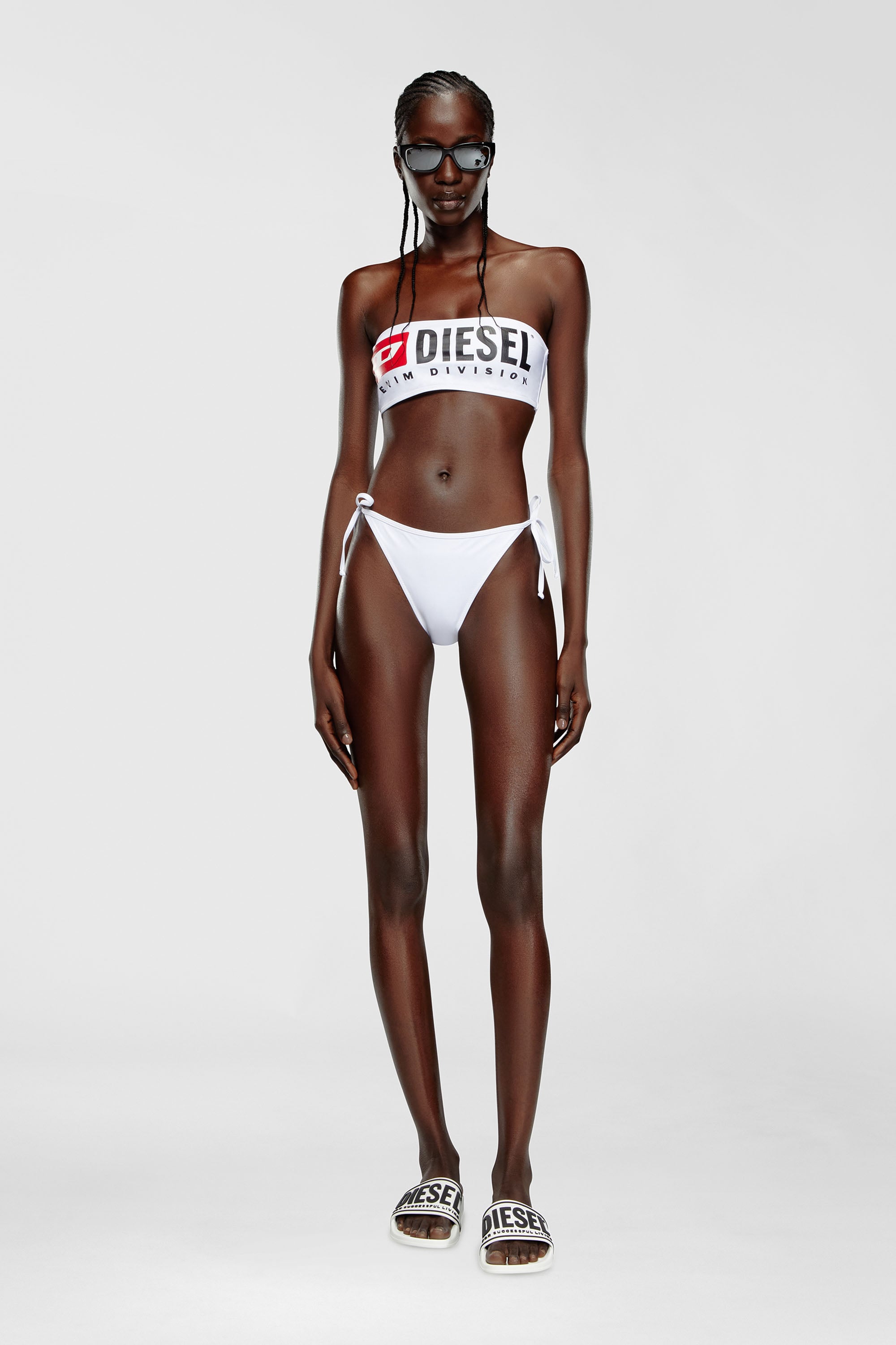 Diesel - BFB-BRYNA, Haut de bikini bandeau avec maxi logo Femme in Blanc - 2