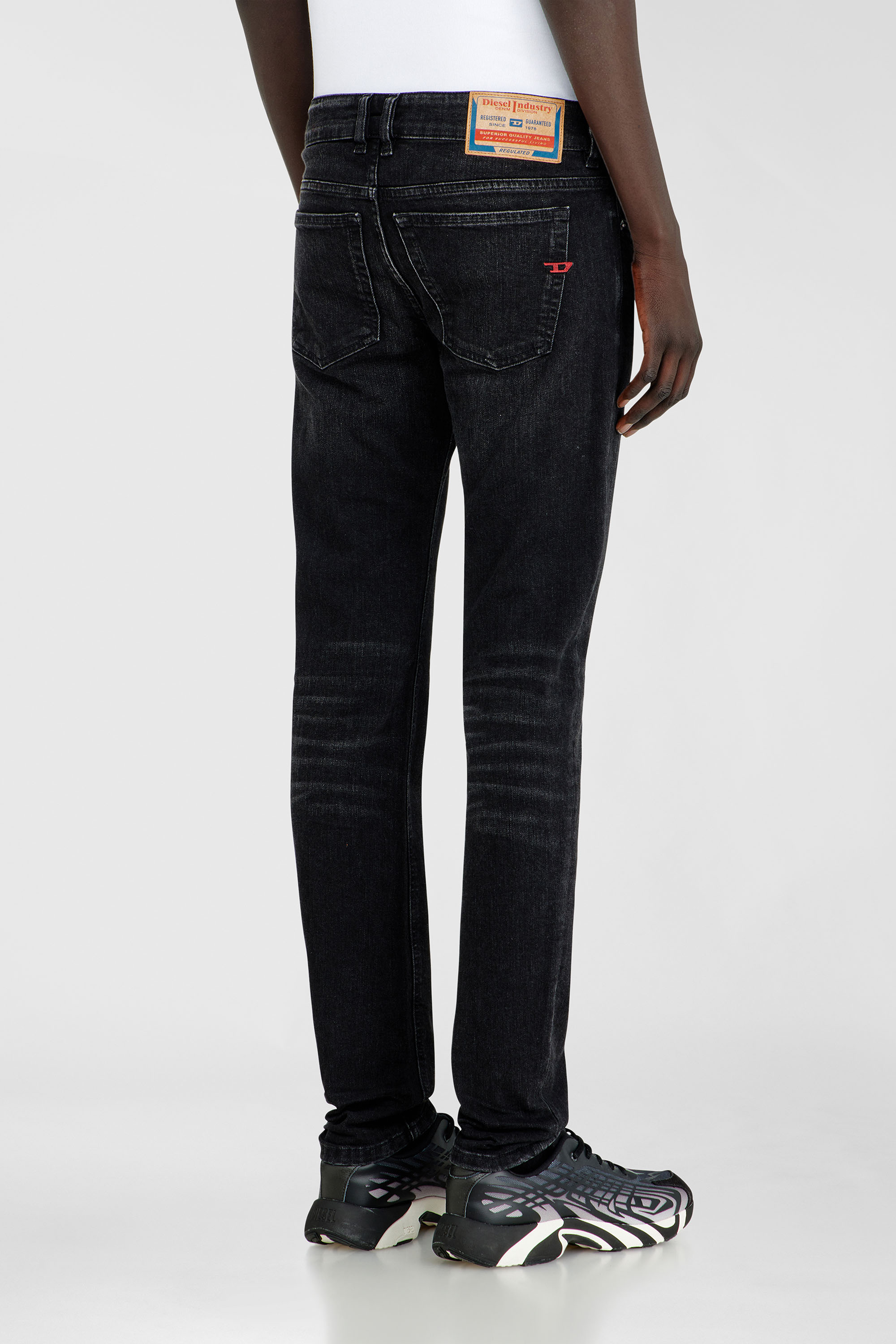 Diesel - Skinny Jeans 1979 Sleenker 0GRDA Homme, Noir/Gris fonc&eacute; - Image 5