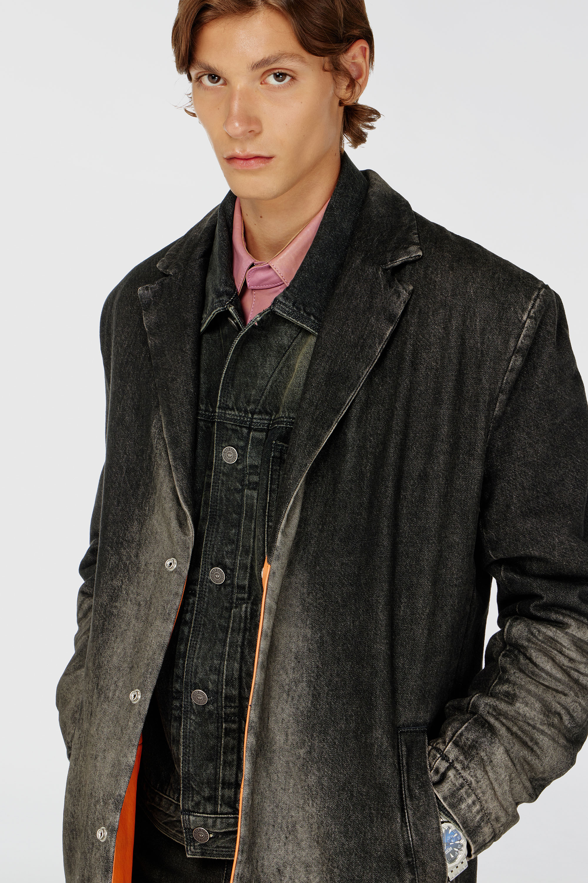 Diesel - D-IANCH-FSJ, Manteau long en denim effet us&eacute; Mixte in Noir - 5