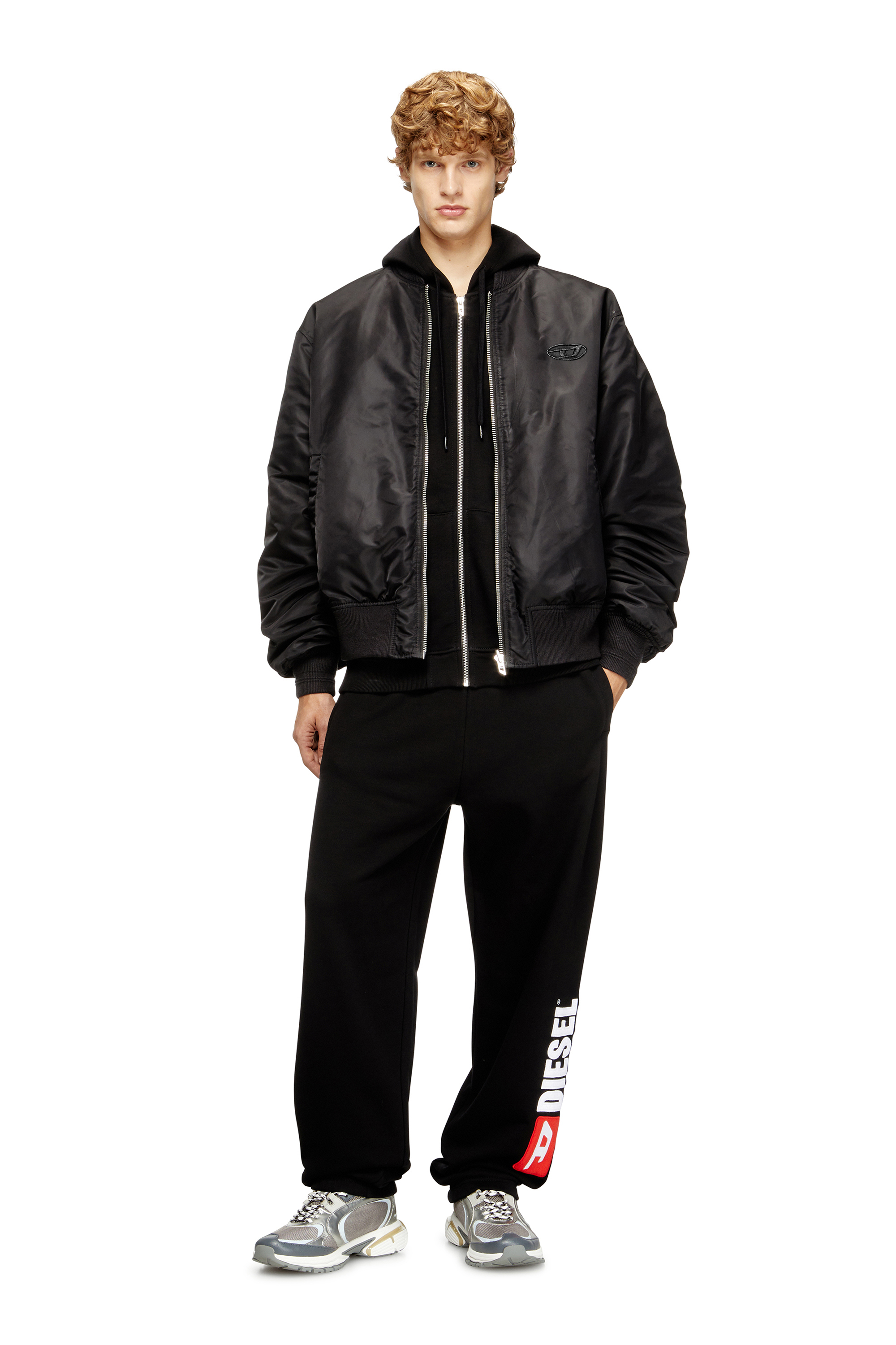 Diesel - W-TYPE-D1, Blouson aviateur rembourr&eacute; avec broderie Oval D Homme in Noir - 3