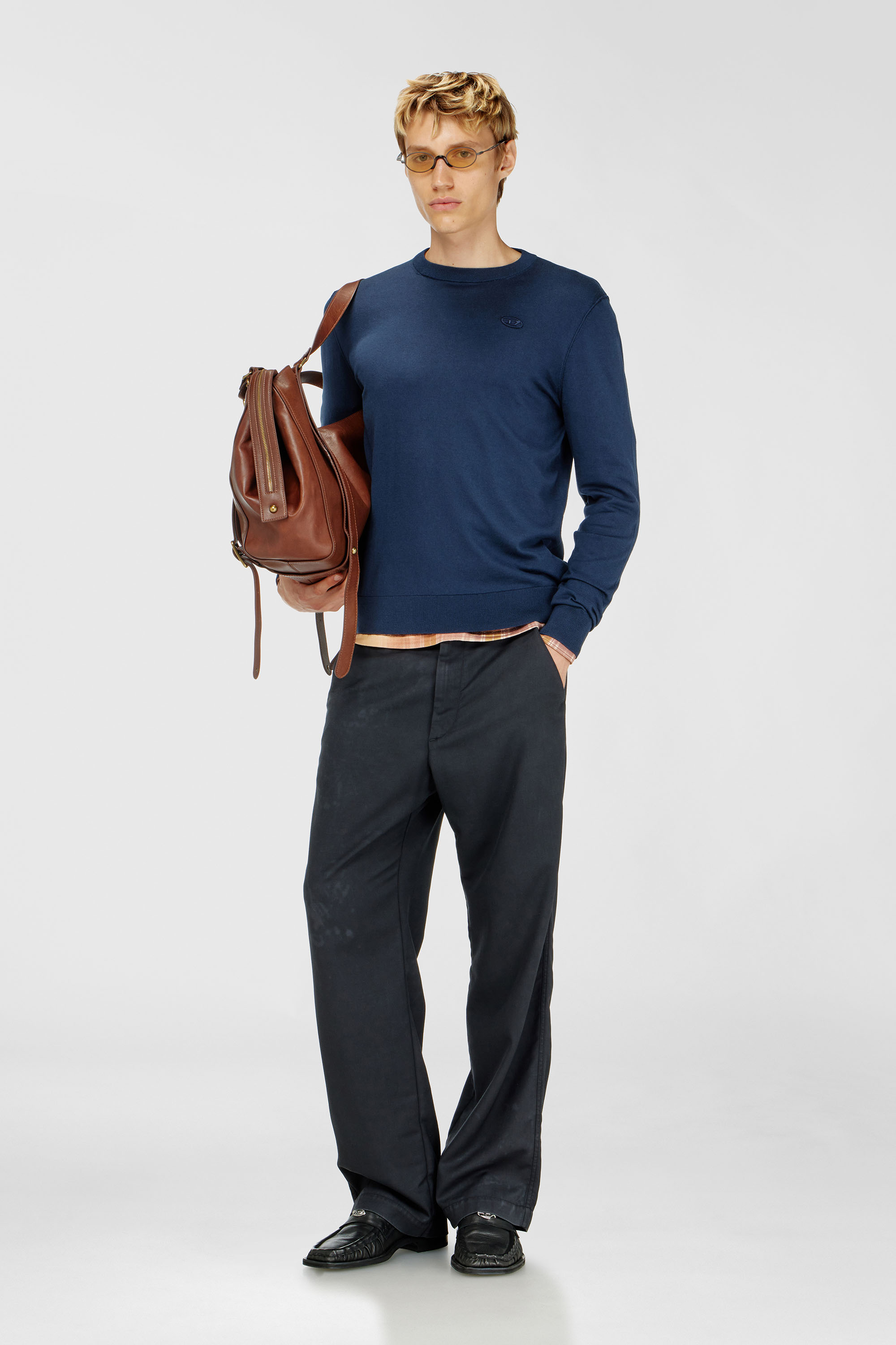 Diesel - K-FREEX-TAG-T92, Maille en coton avec logo ton sur ton Homme in Bleu - 2