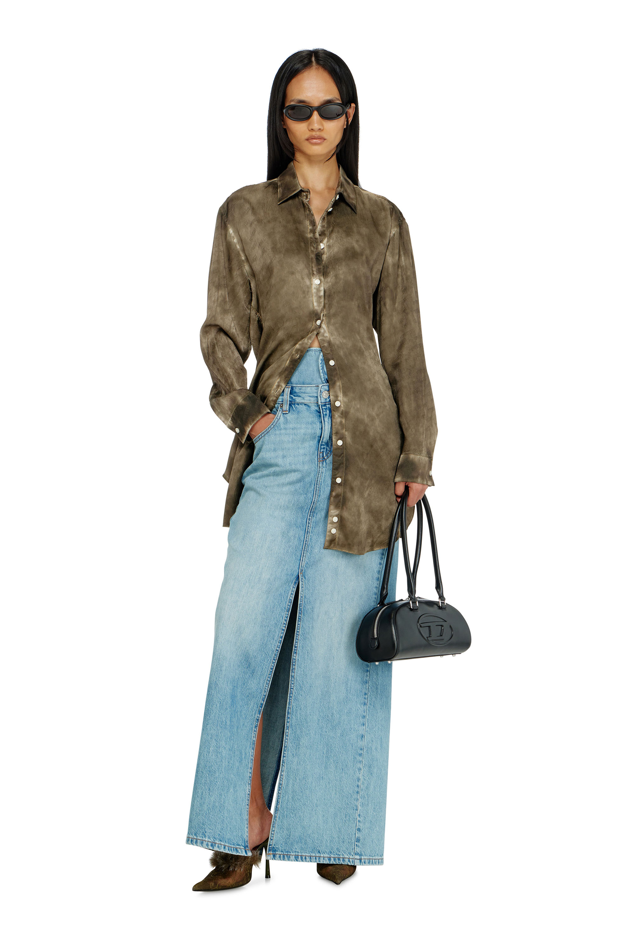 Diesel - C-LAVEL, Chemise longue en satin gaufr&eacute; logo-jacquard Femme in ToBeDefined - 2