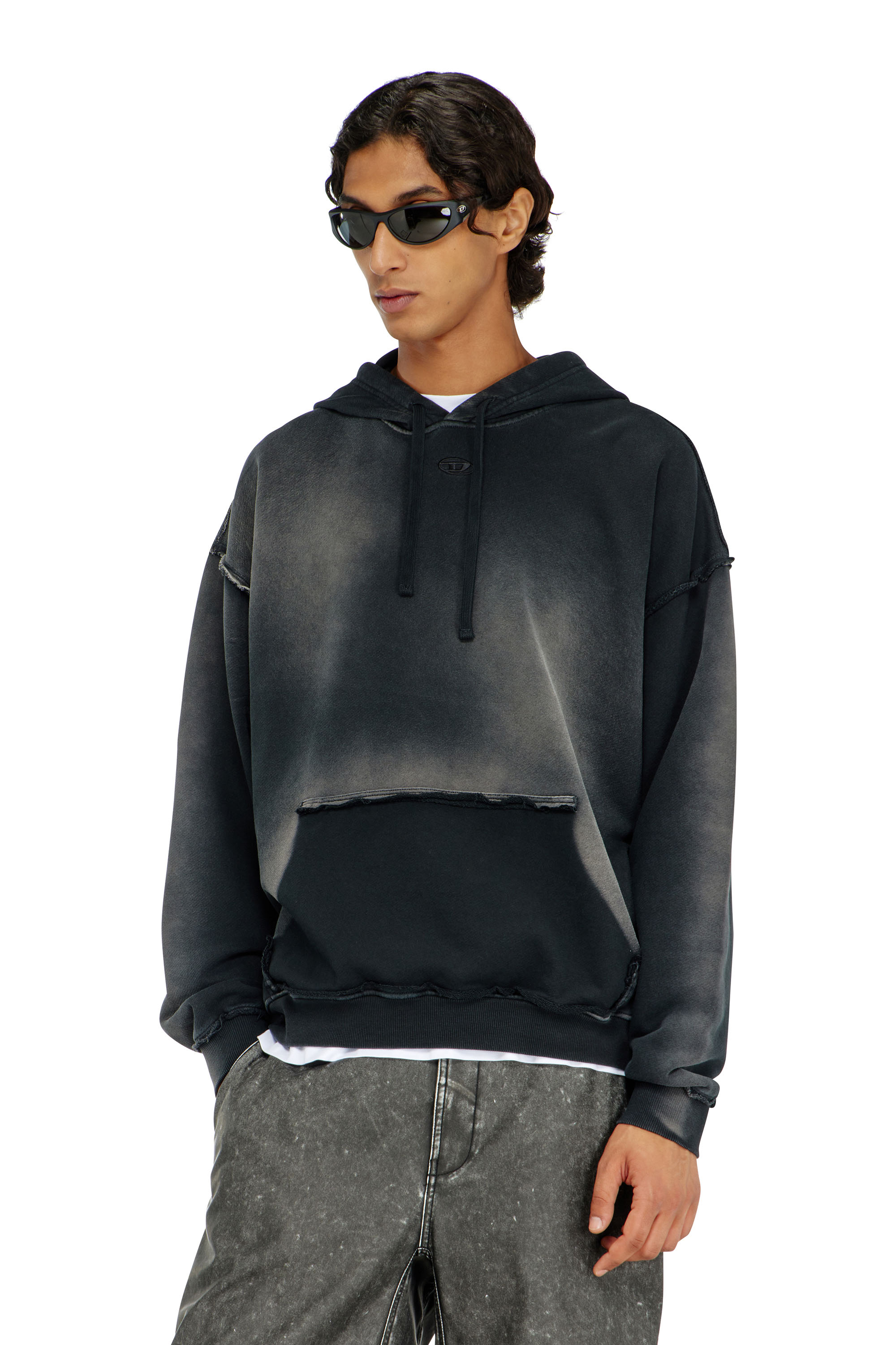 Diesel - S-POCK-HOOD, Sweat &agrave; capuche en coton d&eacute;lav&eacute; avec d&eacute;tails effiloch&eacute;s Homme in ToBeDefined - 1