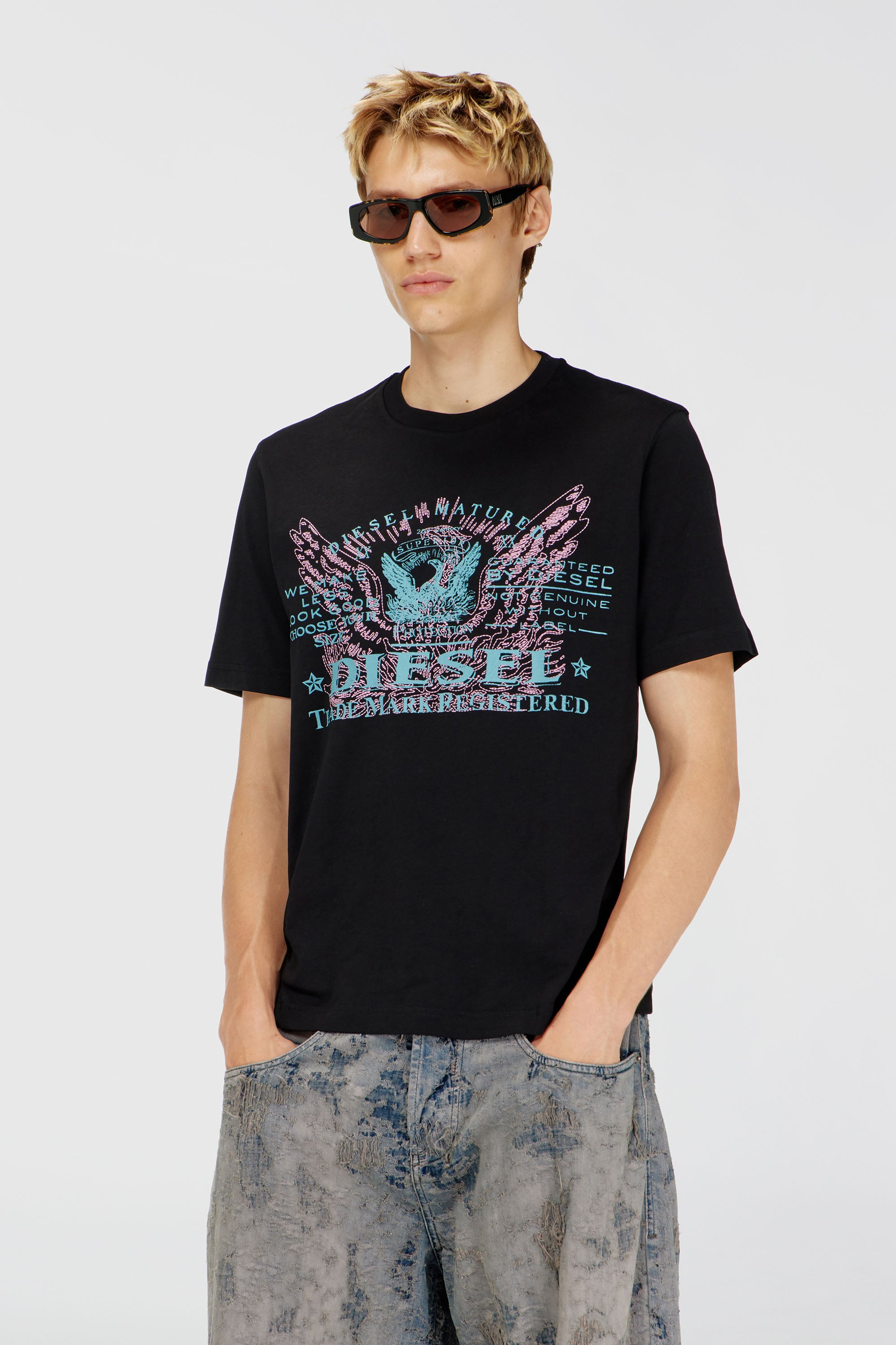 Diesel - T-JUST-FENIX-T92, T-shirt en coton avec imprim&eacute; graphique Homme in Noir - 1