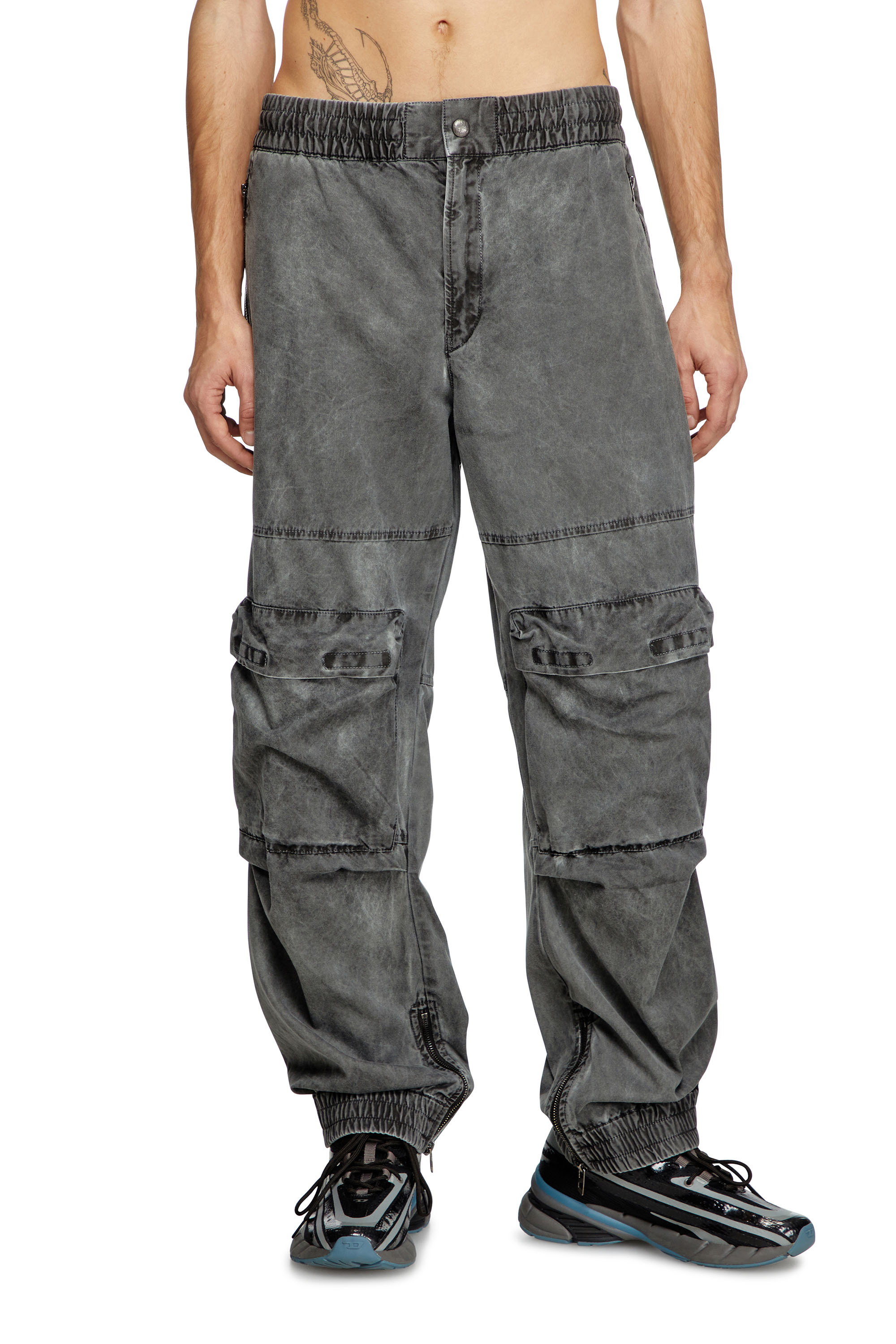 Diesel - P-BEECK, Pantalon cargo en sergé de coton Homme in Gris - 3