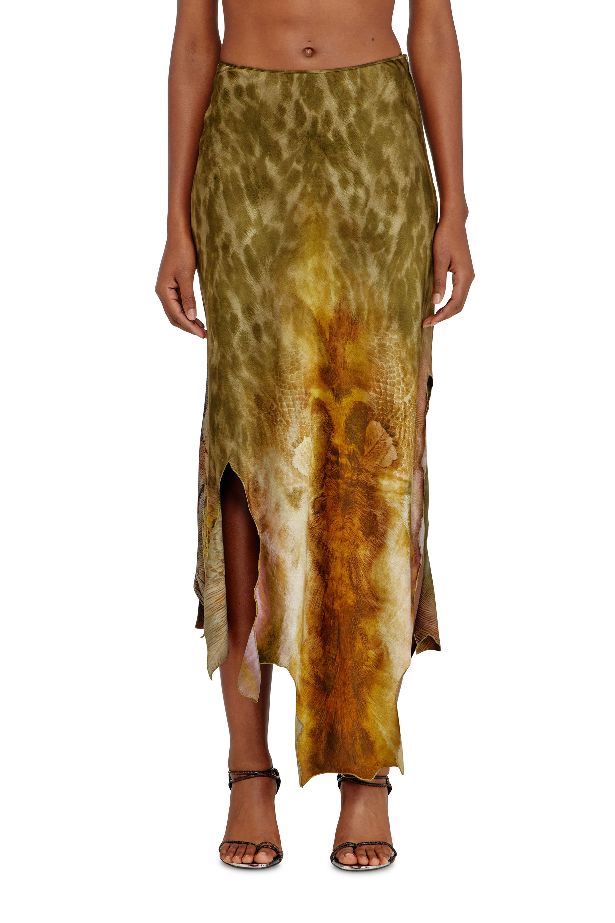 Diesel - O-TORN, Jupe asym&eacute;trique longue en satin imprim&eacute; Femme in ToBeDefined - 1